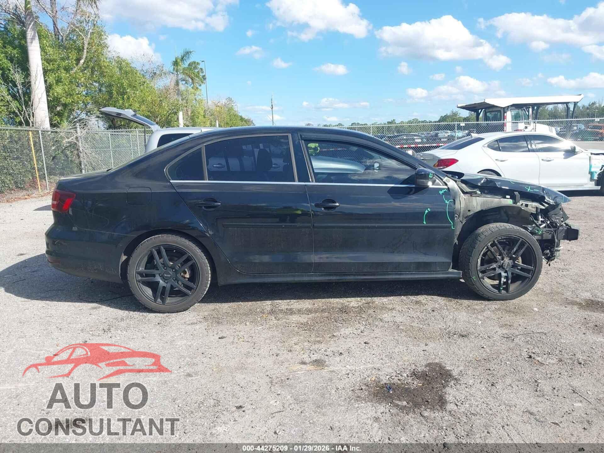 VOLKSWAGEN JETTA 2017 - 3VW2B7AJ8HM361727