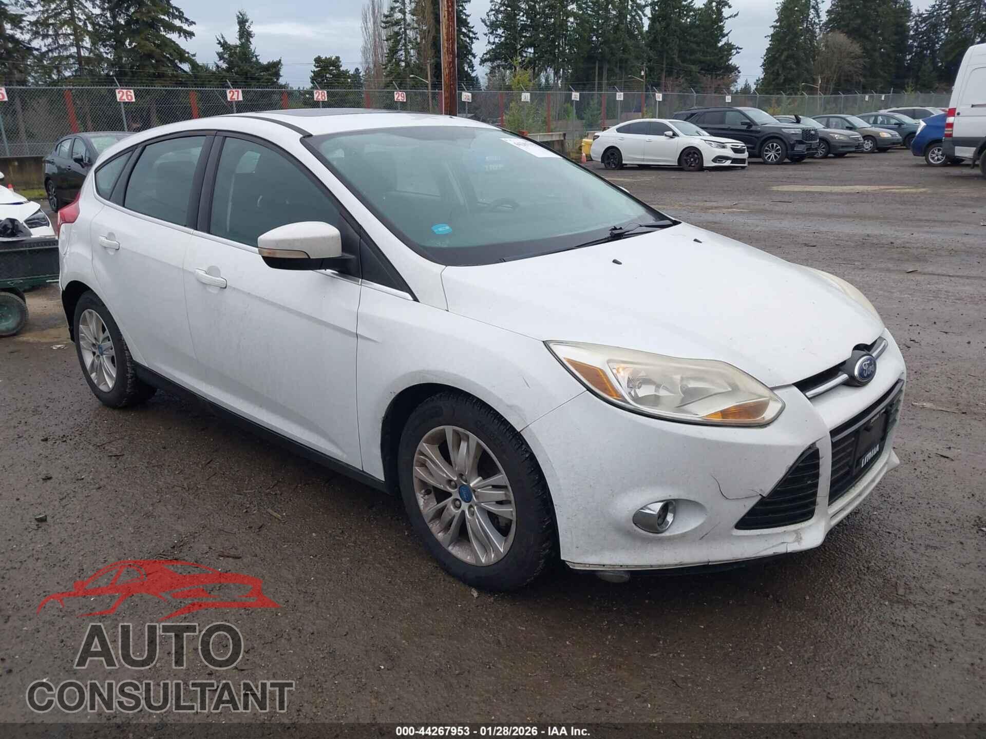 FORD FOCUS 2012 - 1FAHP3M25CL176207