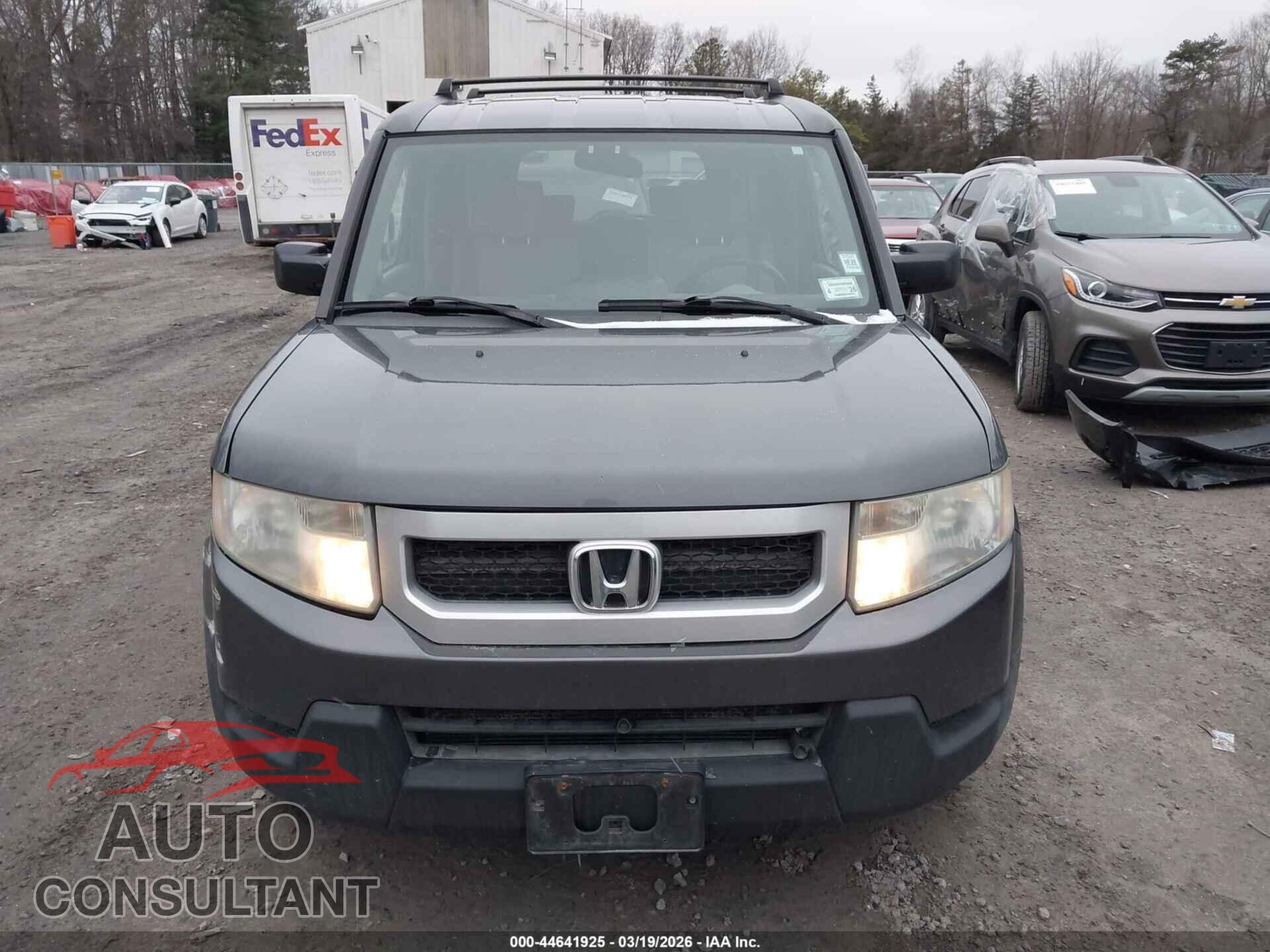 HONDA ELEMENT 2011 - 5J6YH2H76BL004008