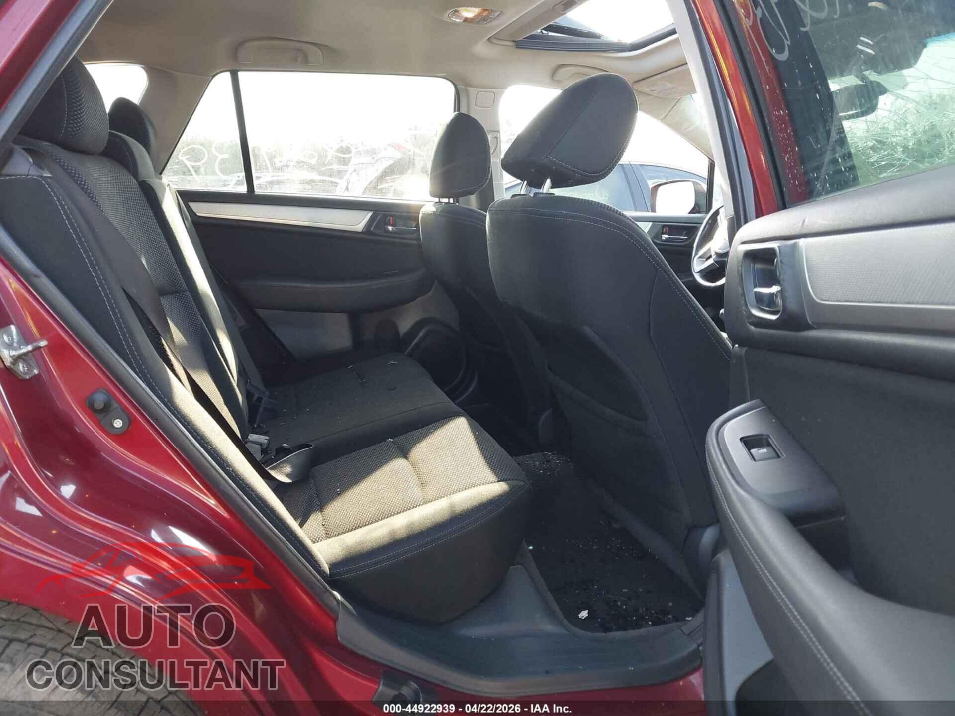 SUBARU OUTBACK 2015 - 4S4BSBHC3F3242927