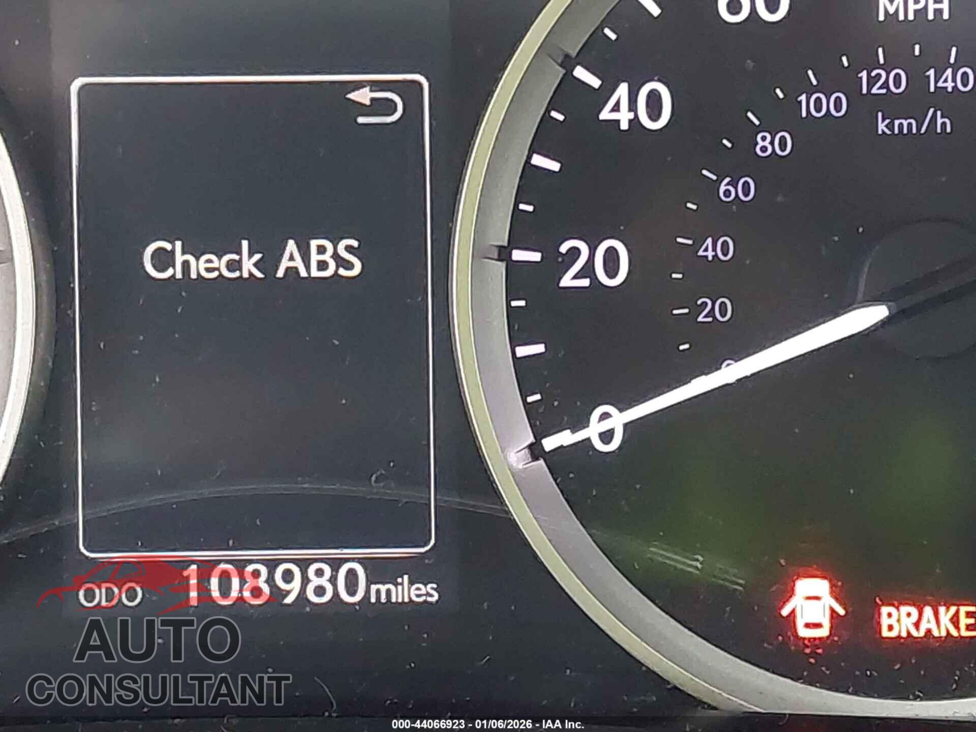 LEXUS IS 250 2014 - JTHBF1D25E5010220