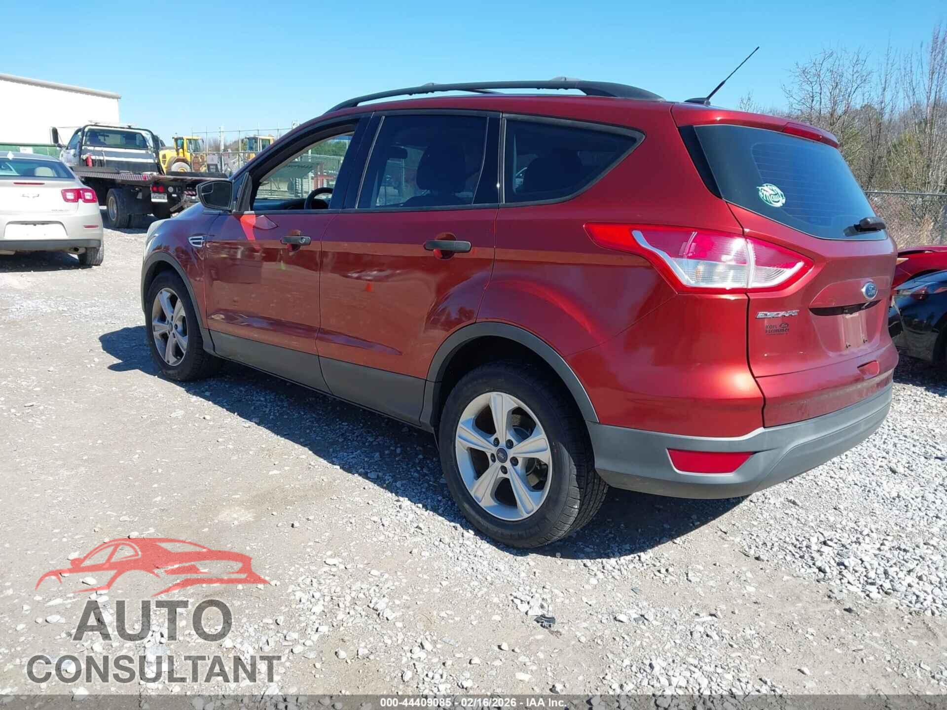 FORD ESCAPE 2015 - 1FMCU0F72FUA08636