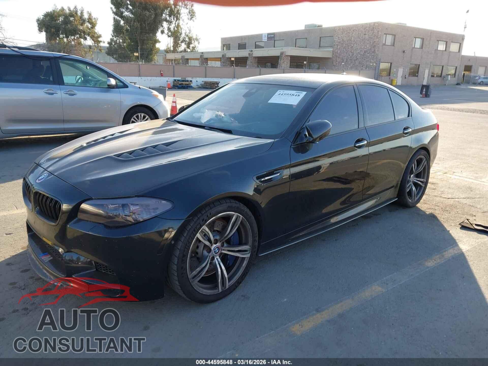 BMW M5 2013 - WBSFV9C56DC773687