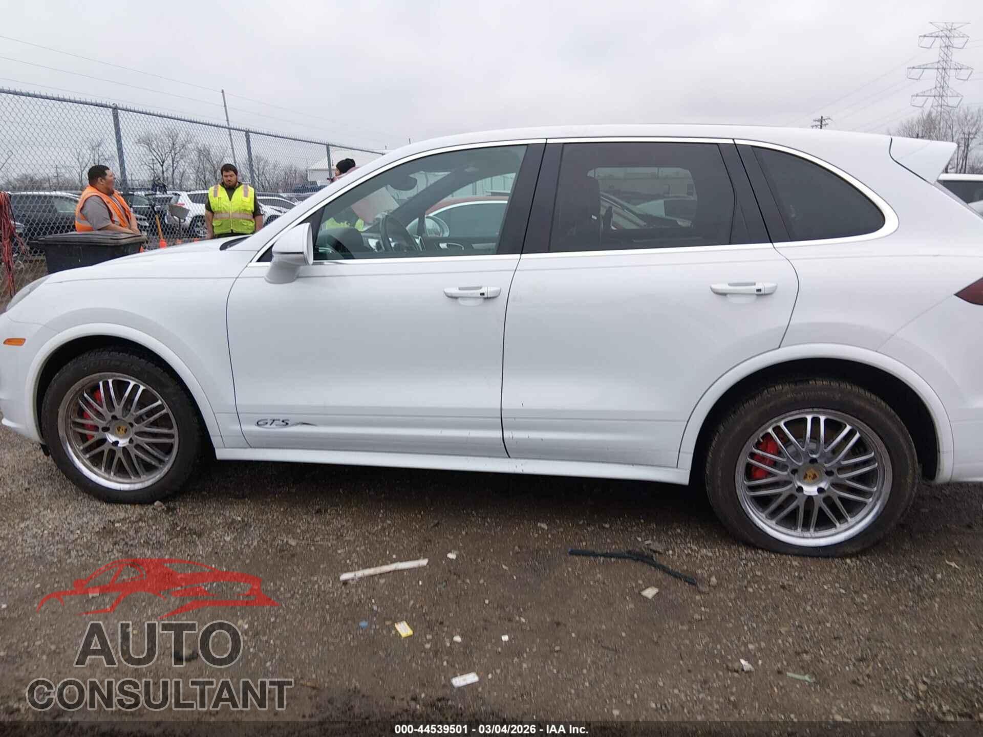PORSCHE CAYENNE 2016 - WP1AD2A21GLA76645