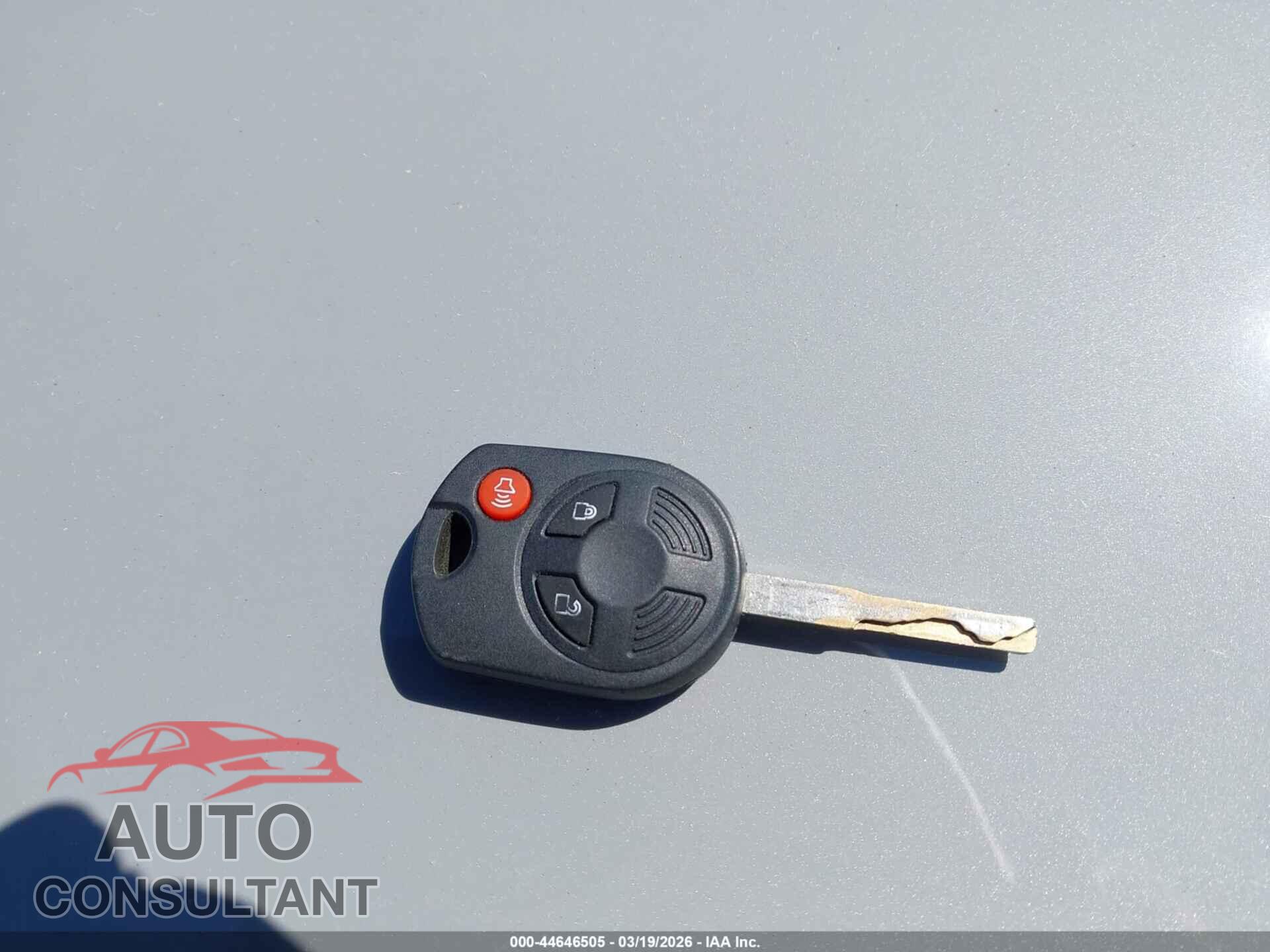 FORD ESCAPE 2014 - 1FMCU0F77EUB39687