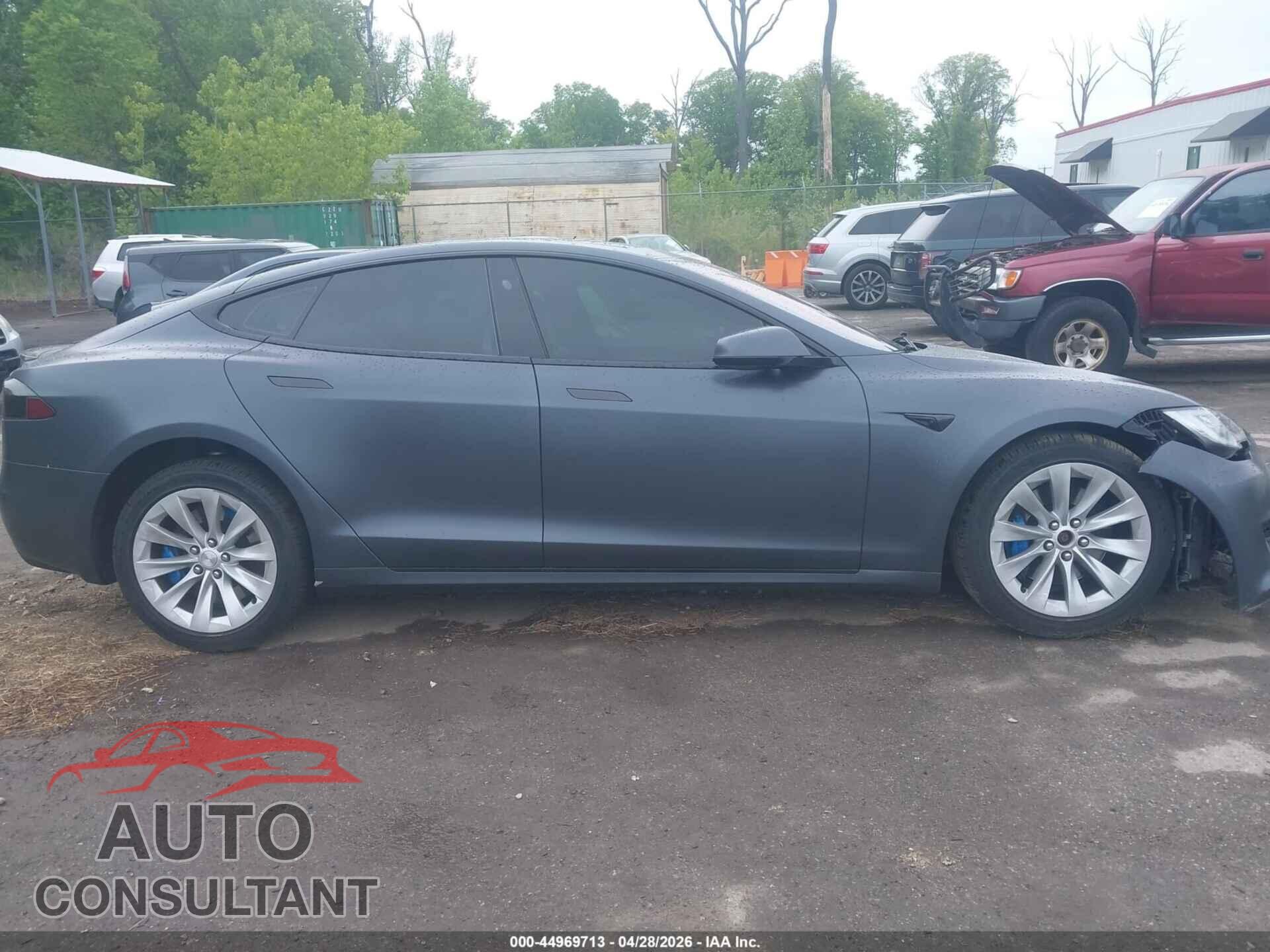 TESLA MODEL S 2017 - 5YJSA1E4XHF214871