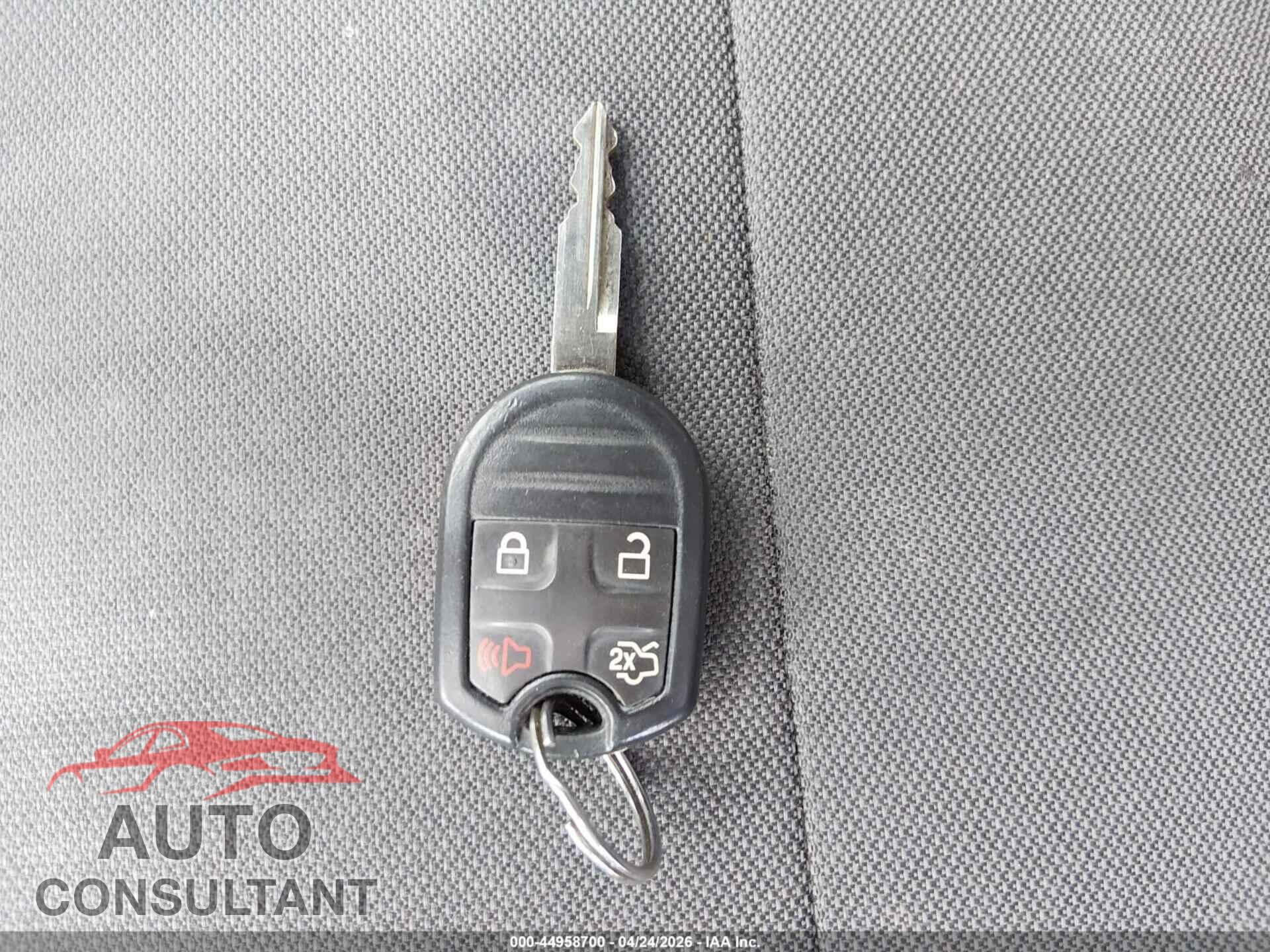 FORD ESCAPE 2012 - 1FMCU0D77CKB17183