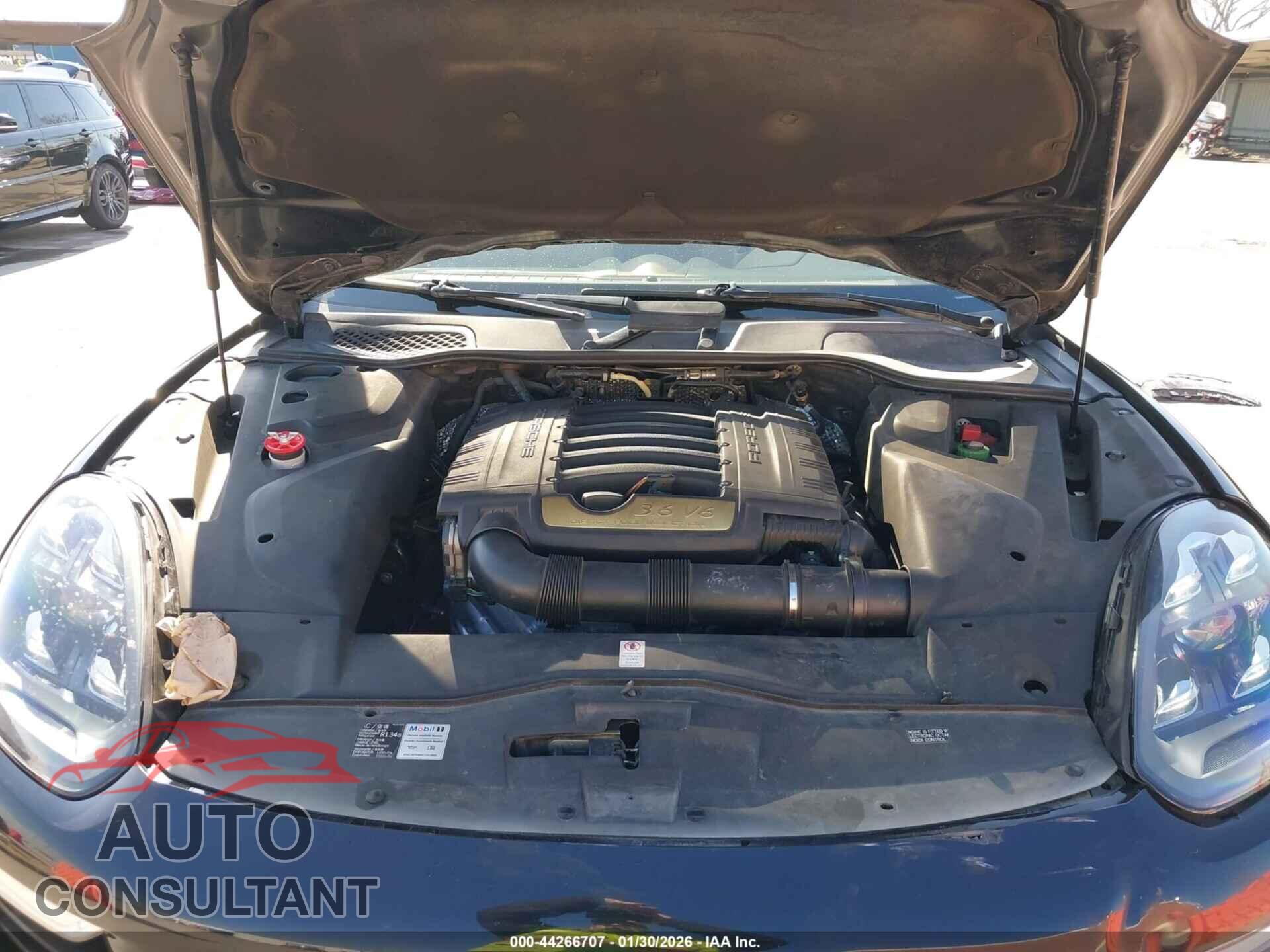 PORSCHE CAYENNE 2016 - WP1AA2A27GLA08973