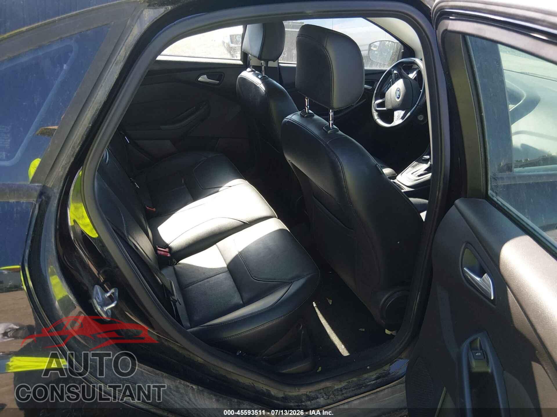 FORD FOCUS 2016 - 1FADP3F2XGL292472