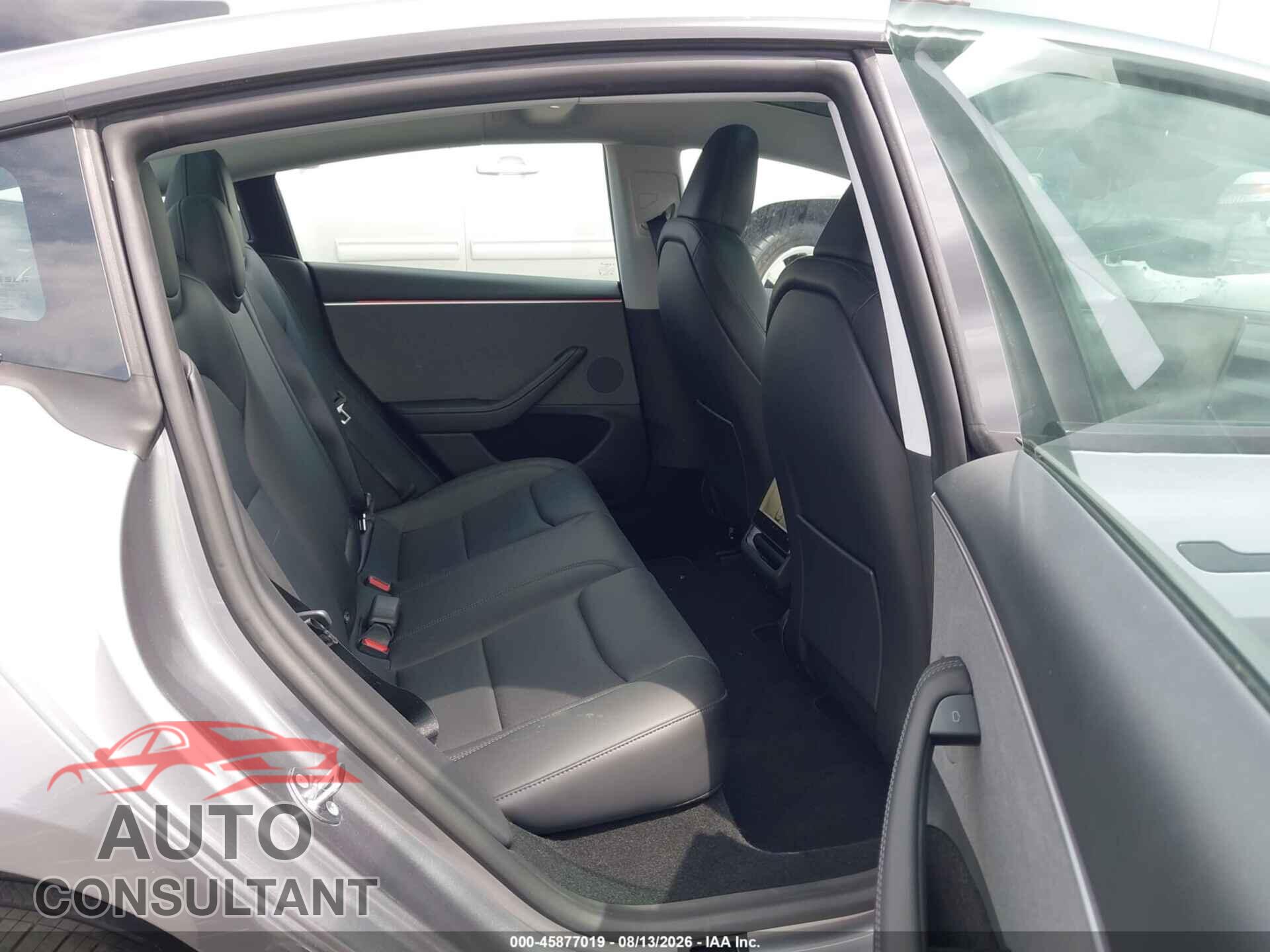 TESLA MODEL 3 2024 - 5YJ3E1EA3RF871110