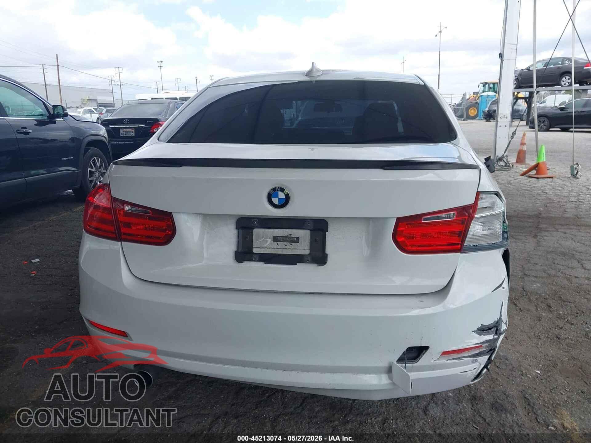 BMW 320I 2014 - WBA3B1C51EP679261