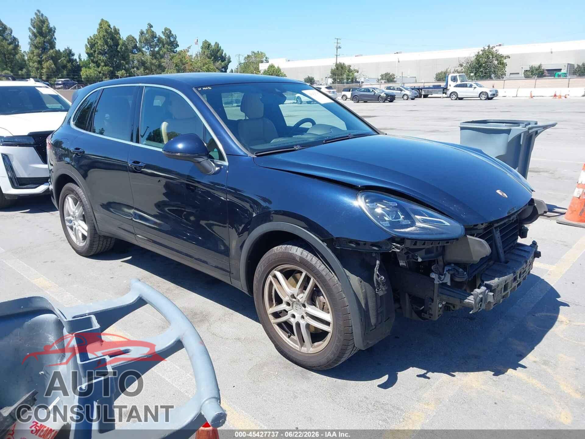 PORSCHE CAYENNE 2016 - WP1AA2A2XGLA01354