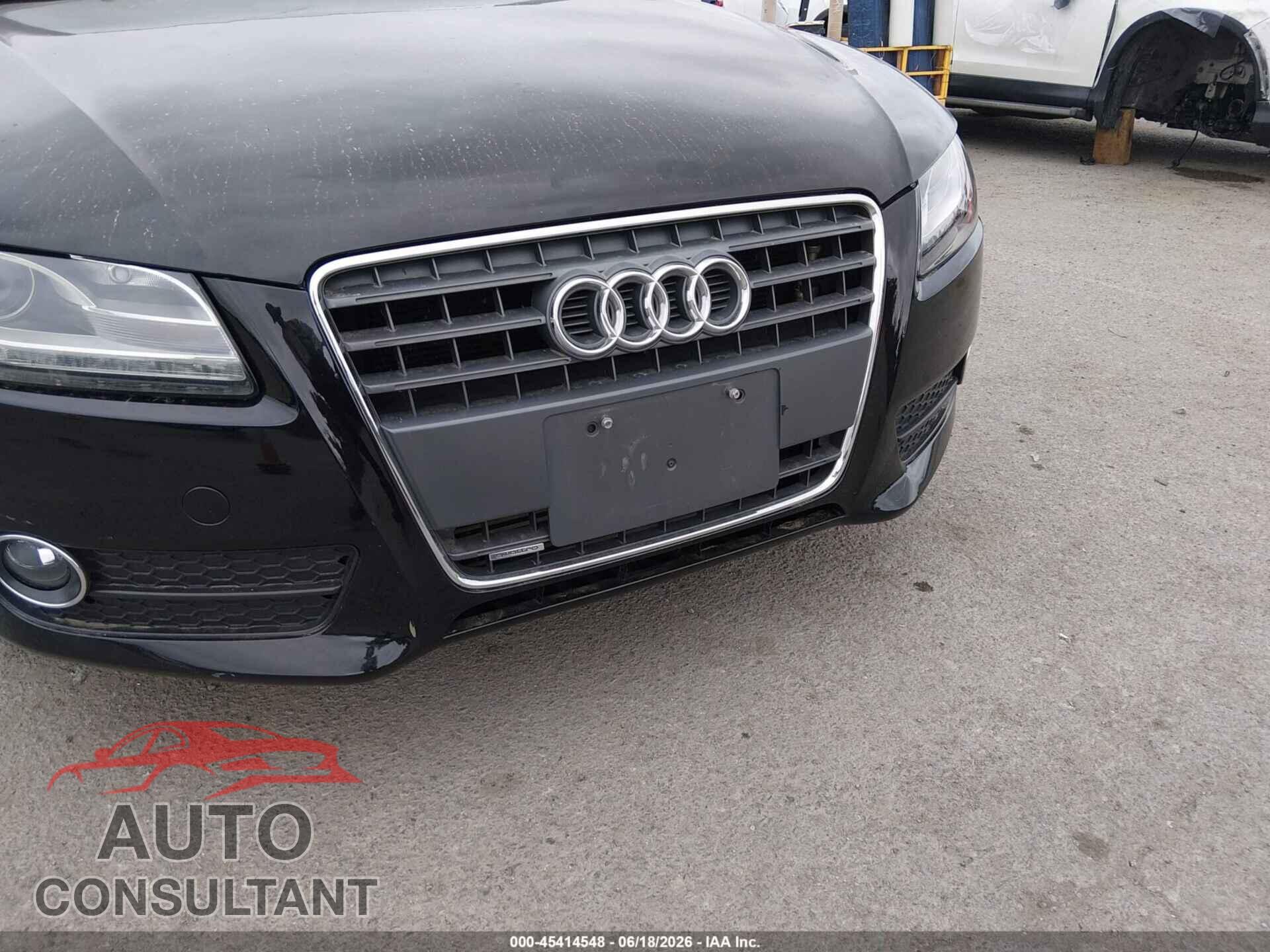 AUDI A5 2011 - WAULFAFR8BA049853