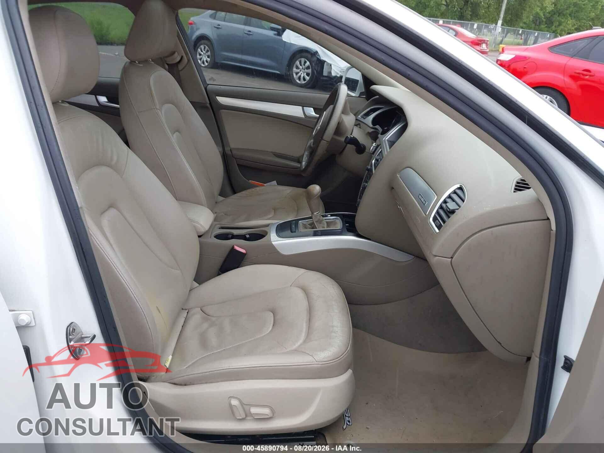 AUDI A4 2012 - WAUBFAFL0CN013897