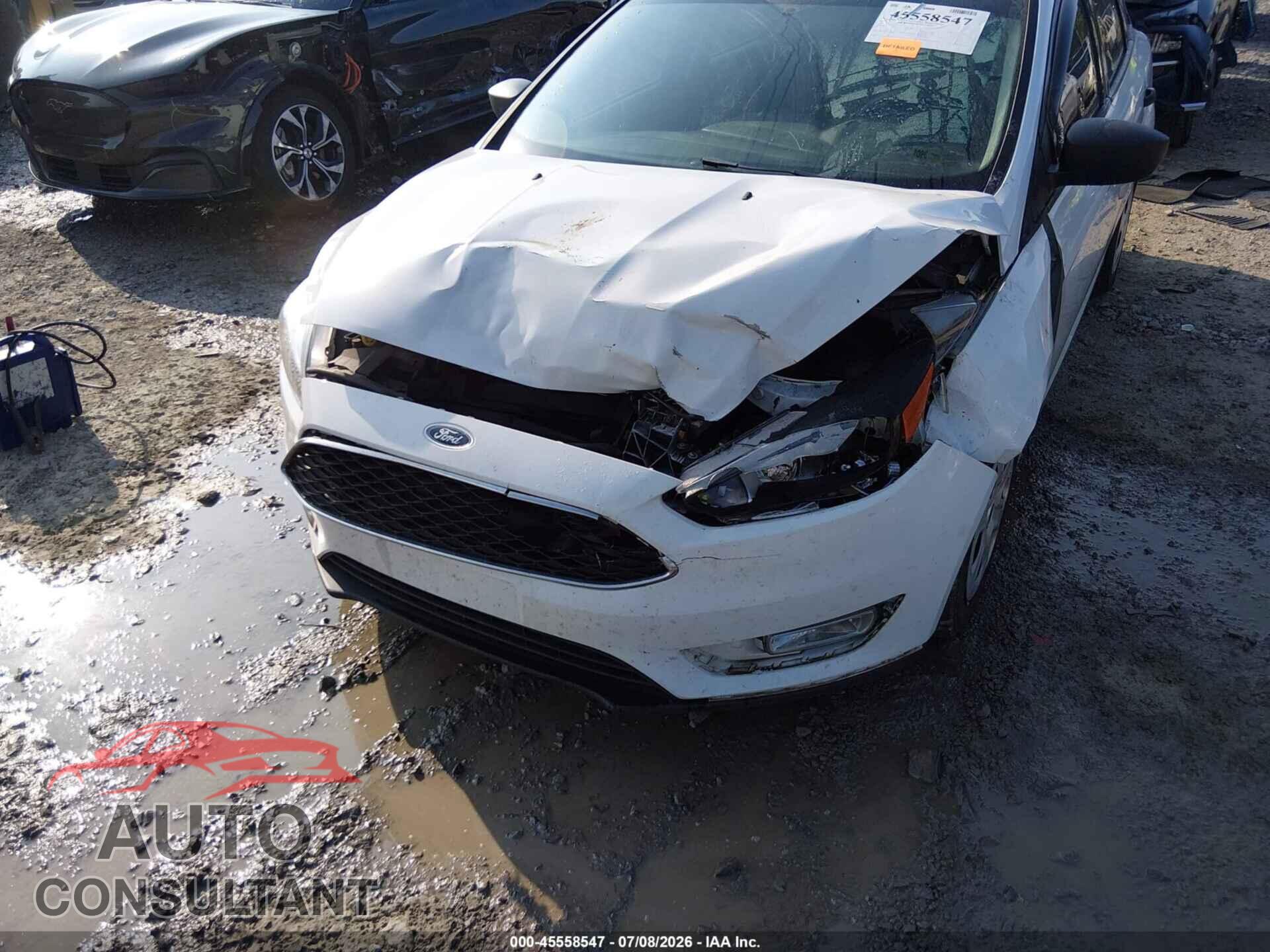 FORD FOCUS 2017 - 1FADP3E22HL307310