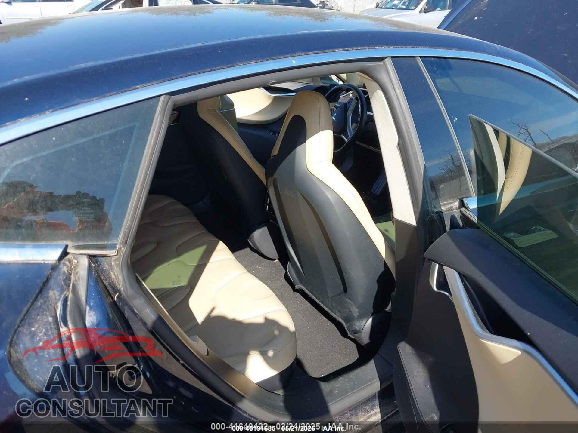 TESLA MODEL S 2013 - 5YJSA1CN0DFP21865
