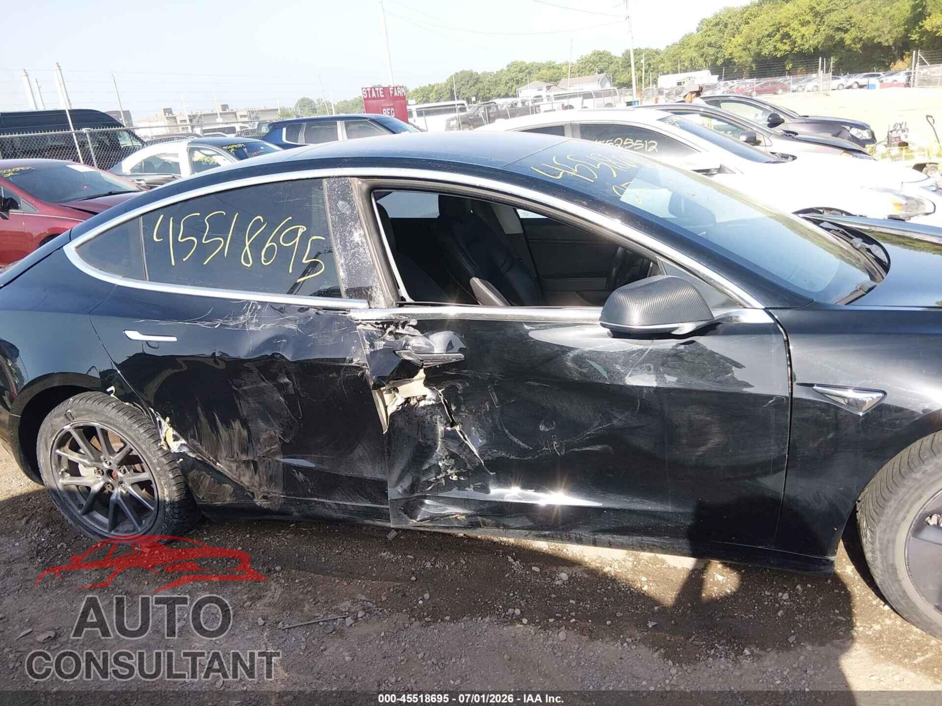 TESLA MODEL 3 2018 - 5YJ3E1EA9JF011443