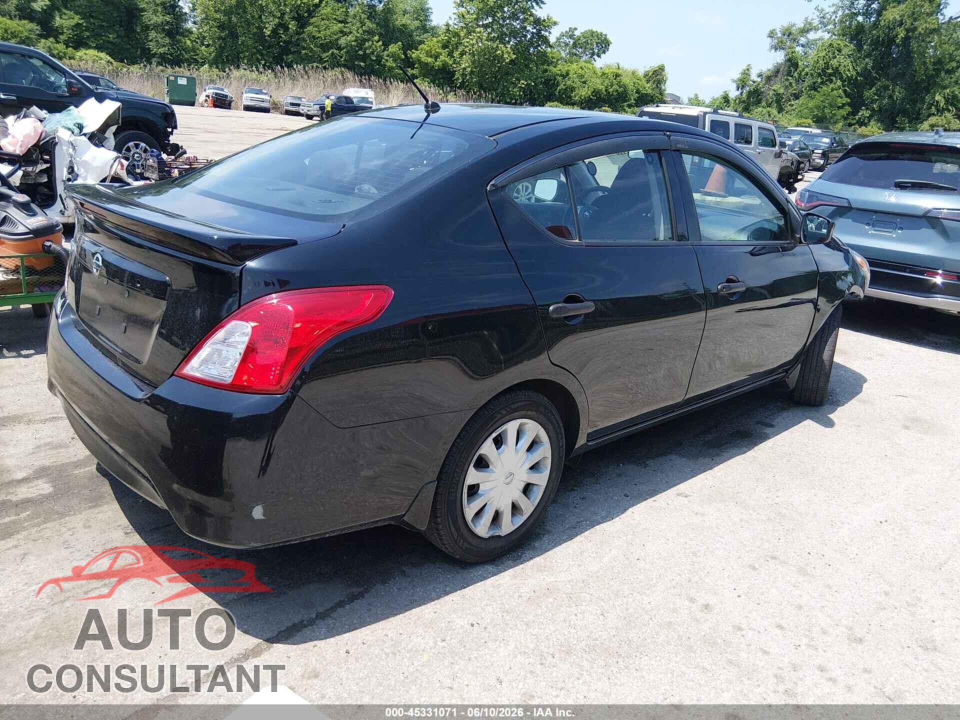 NISSAN VERSA 2019 - 3N1CN7AP3KL806474