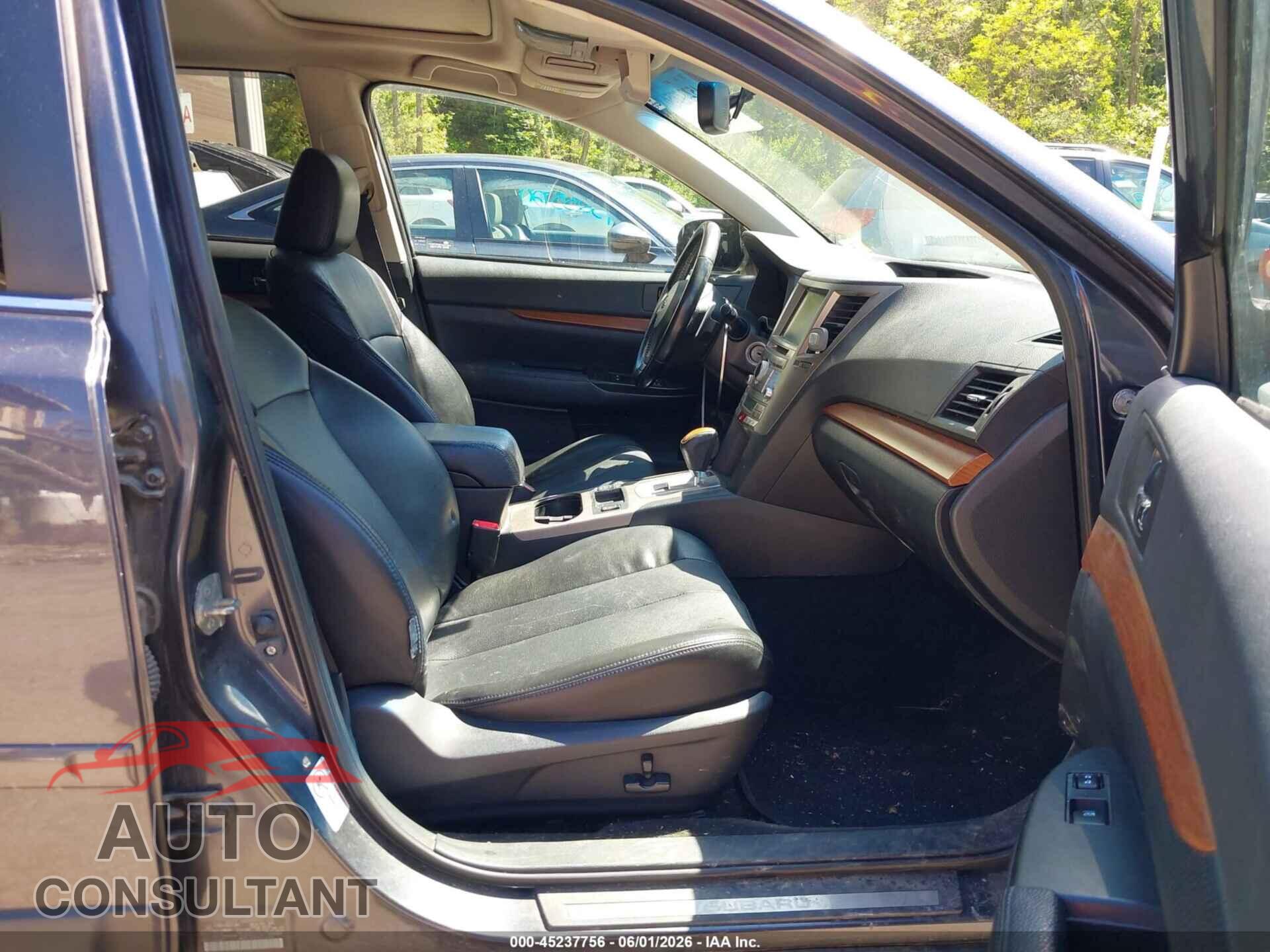 SUBARU OUTBACK 2013 - 4S4BRBLC5D3255288