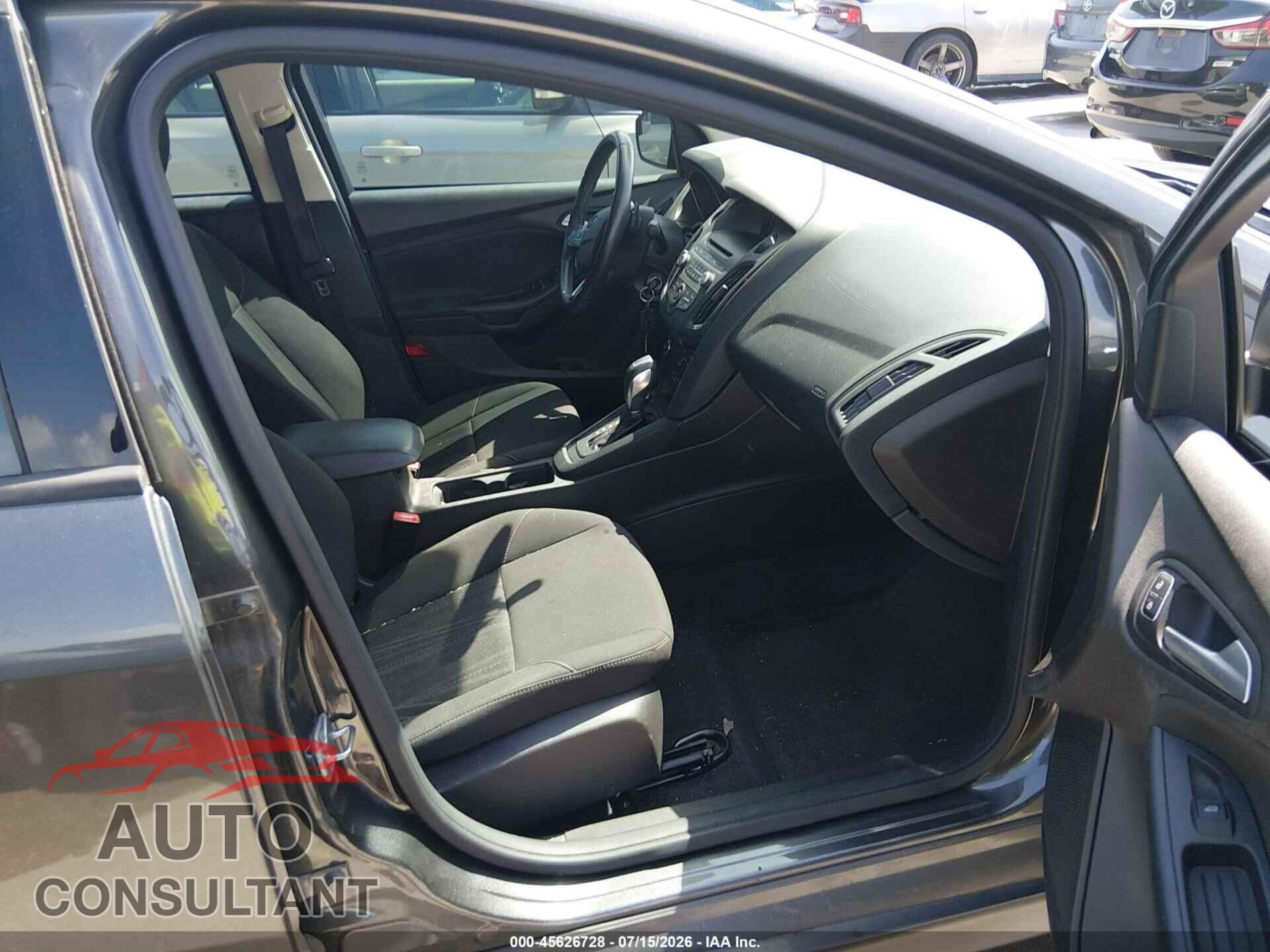 FORD FOCUS 2016 - 1FADP3F29GL293452