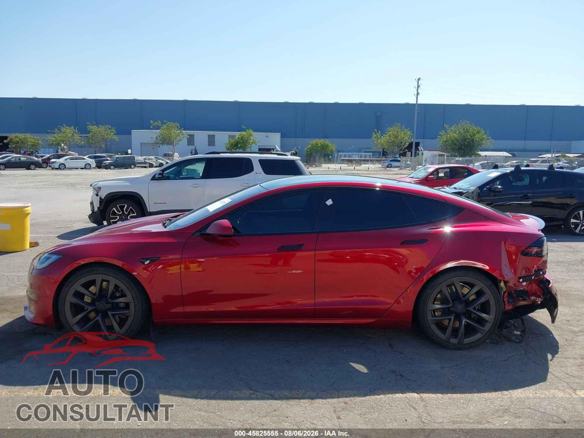 TESLA MODEL S 2024 - 5YJSA1E56RF534425
