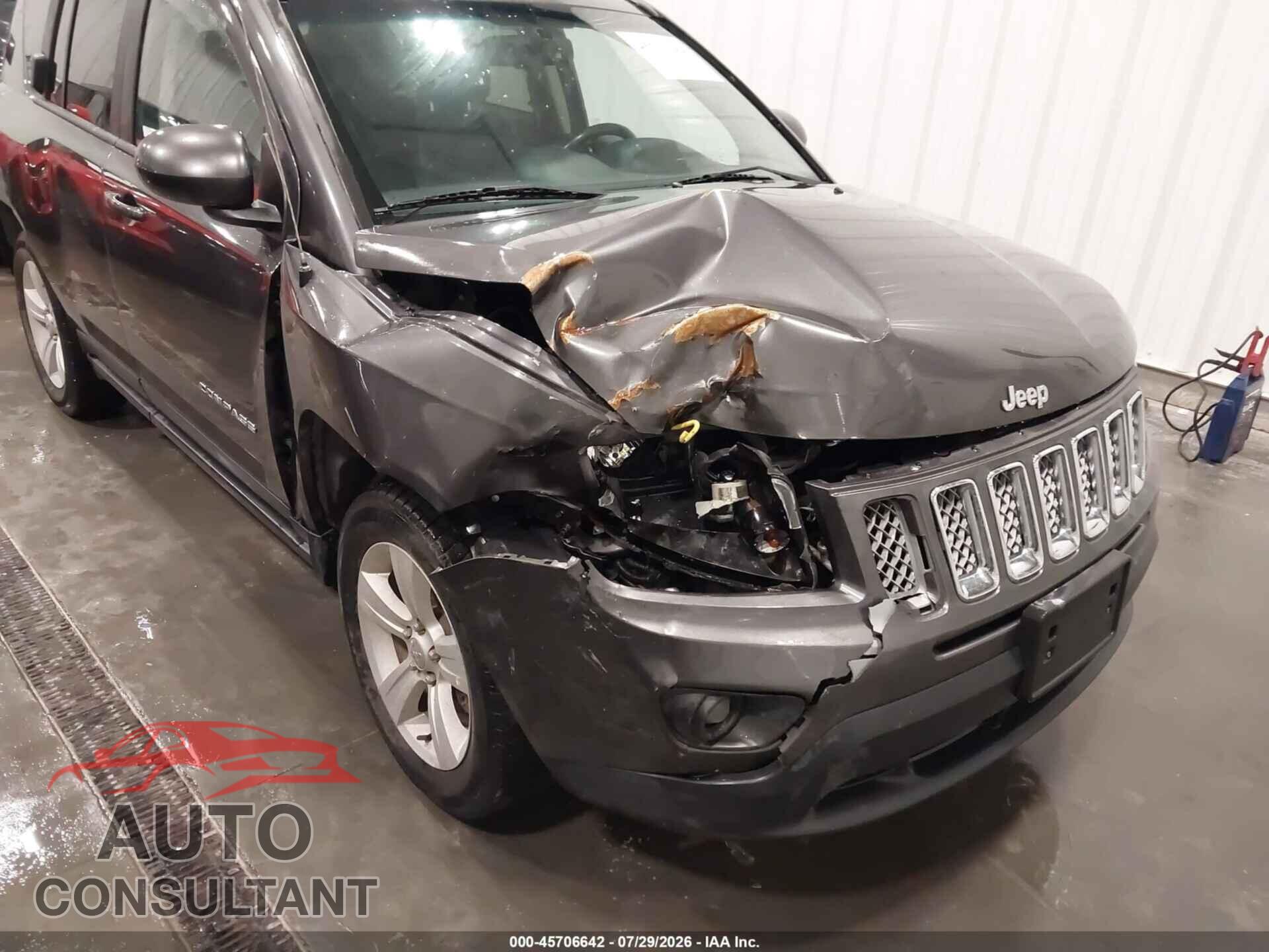 JEEP COMPASS 2017 - 1C4NJDEB0HD112094