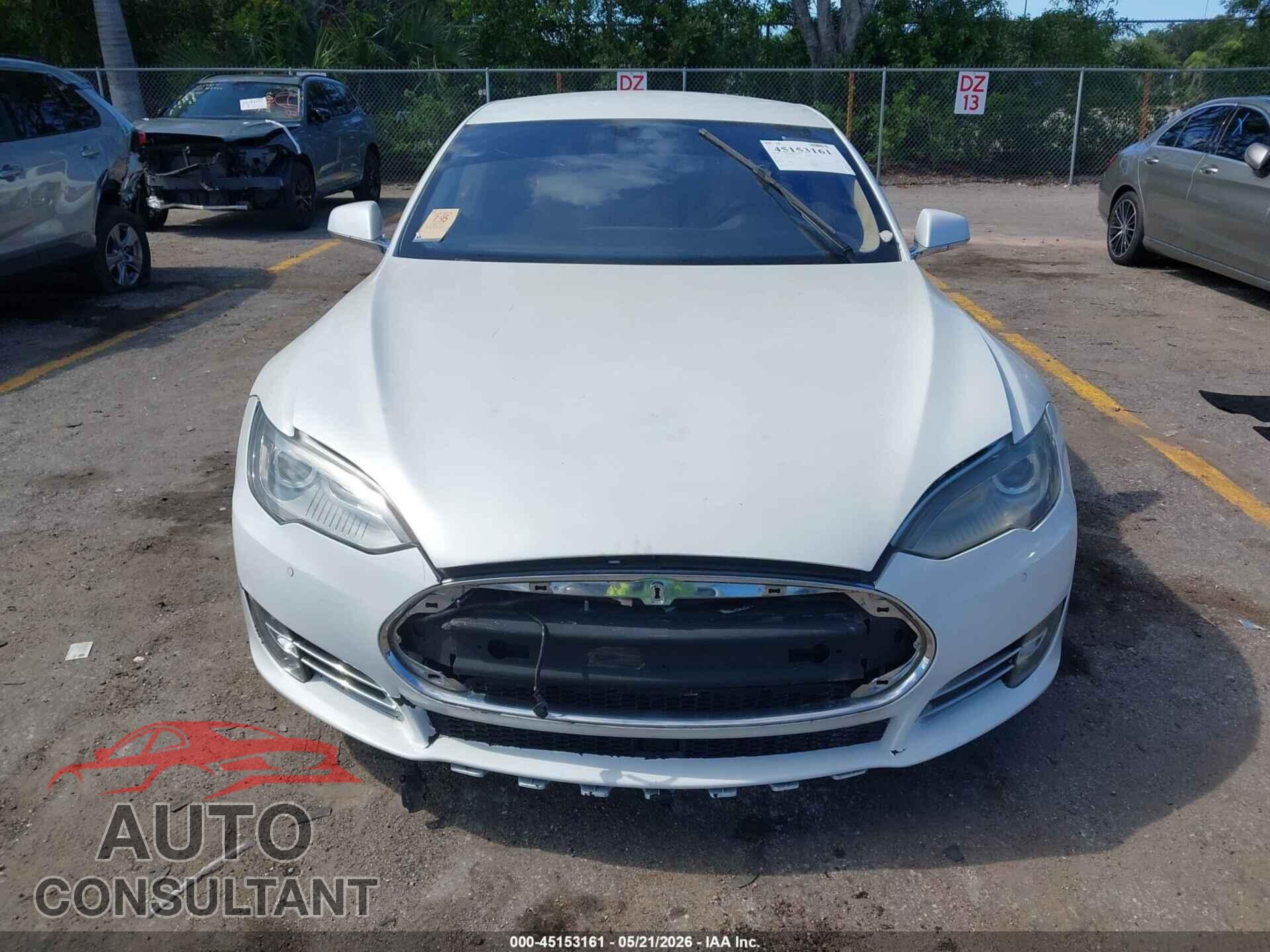 TESLA MODEL S 2015 - 5YJSA1E10FF106889