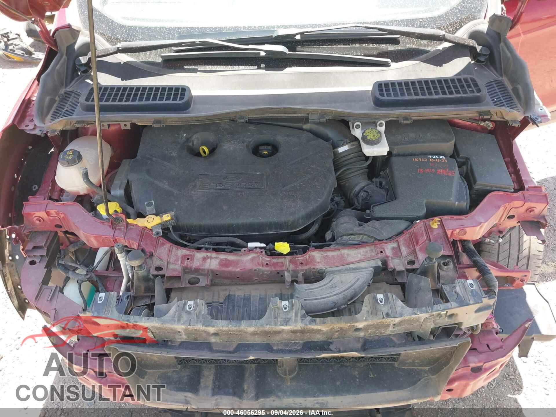FORD ESCAPE 2017 - 1FMCU0G96HUC24945