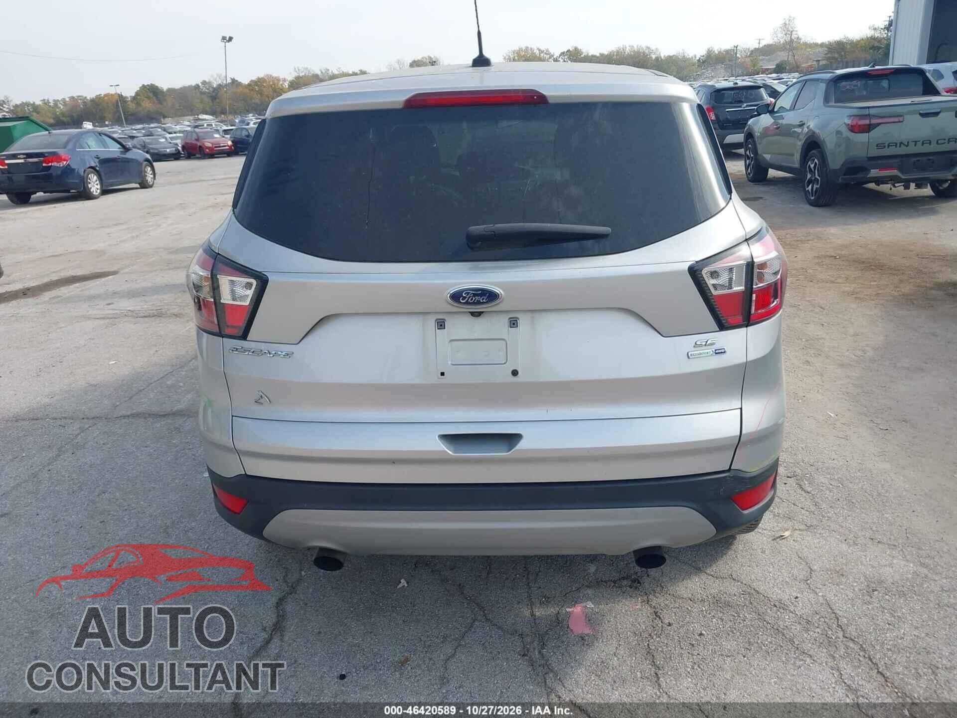 FORD ESCAPE 2017 - 1FMCU9GD5HUD36046