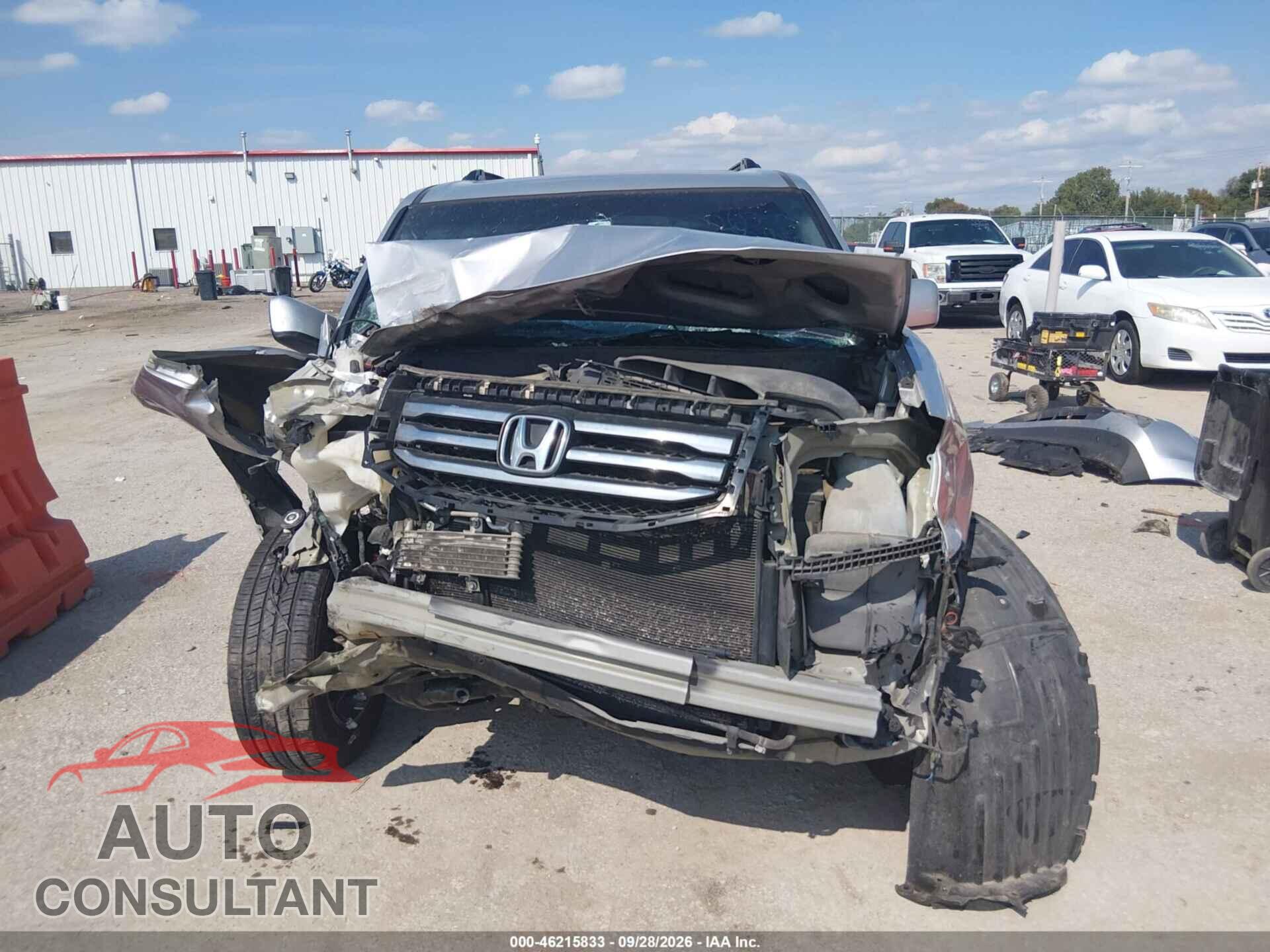 HONDA PILOT 2013 - 5FNYF4H64DB030126