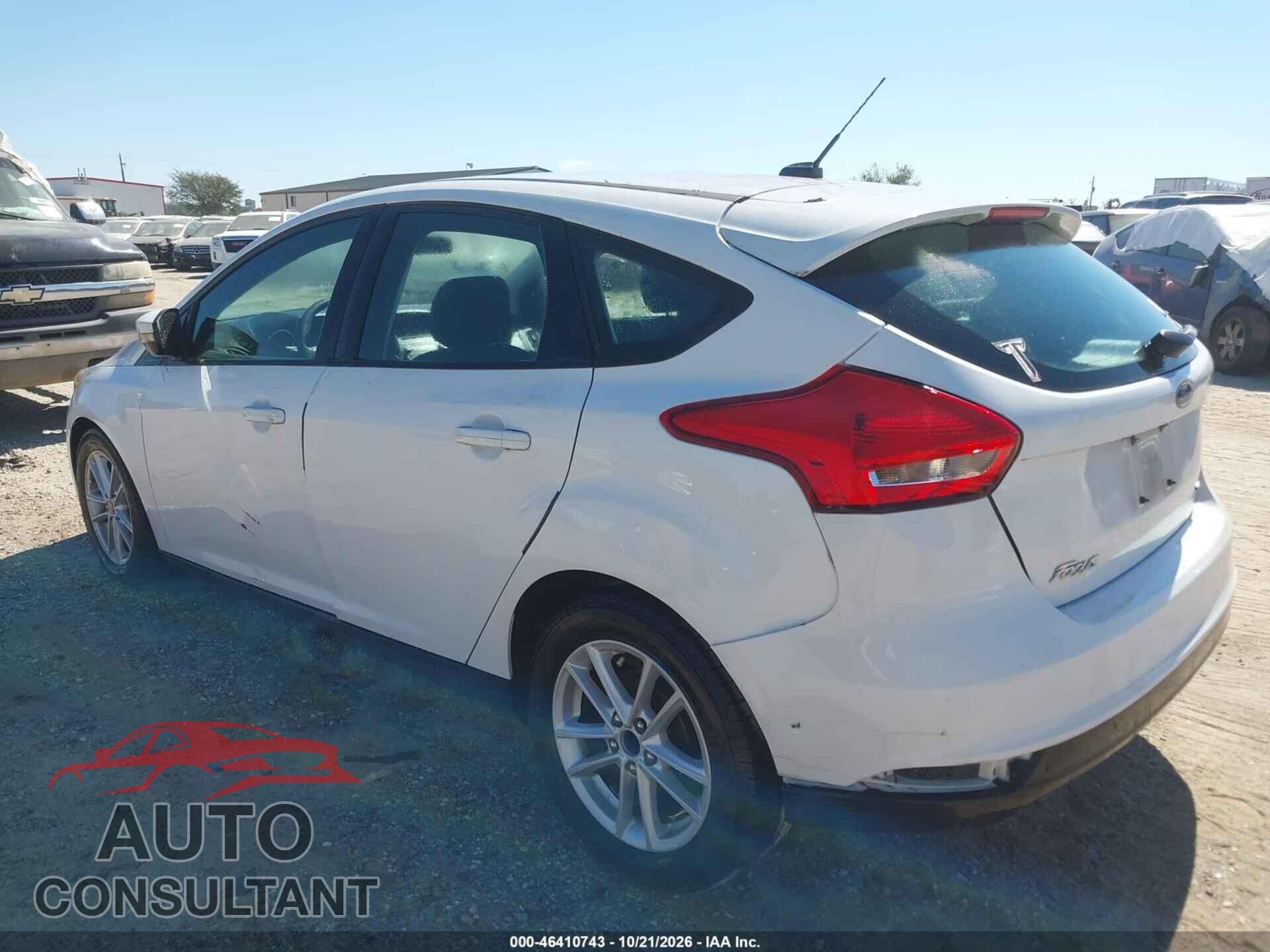 FORD FOCUS 2017 - 1FADP3K22HL248747