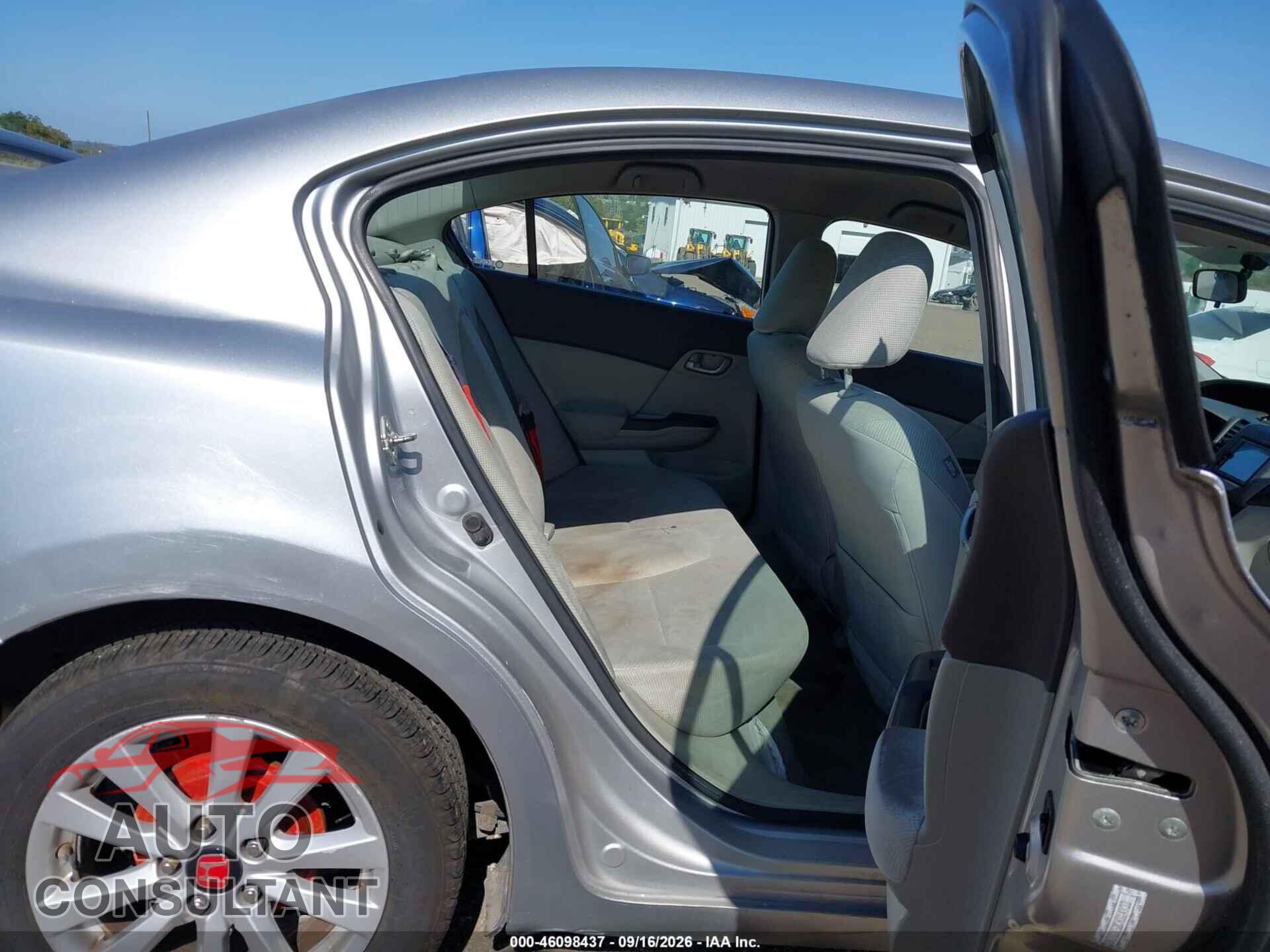 HONDA CIVIC 2012 - 2HGFB2F52CH314933