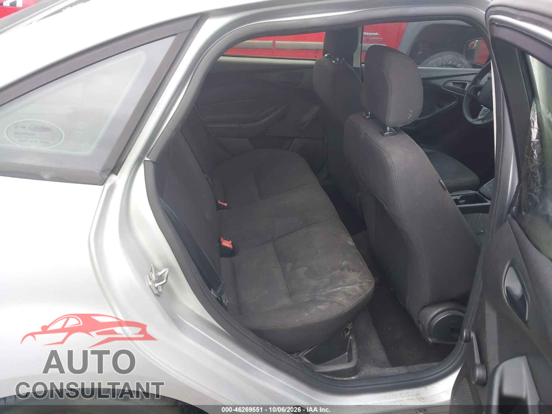 FORD FOCUS 2016 - 1FADP3E29GL298538