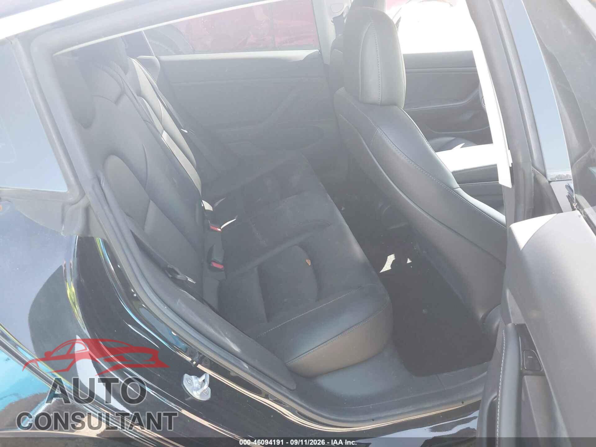 TESLA MODEL 3 2019 - 5YJ3E1EB0KF385563