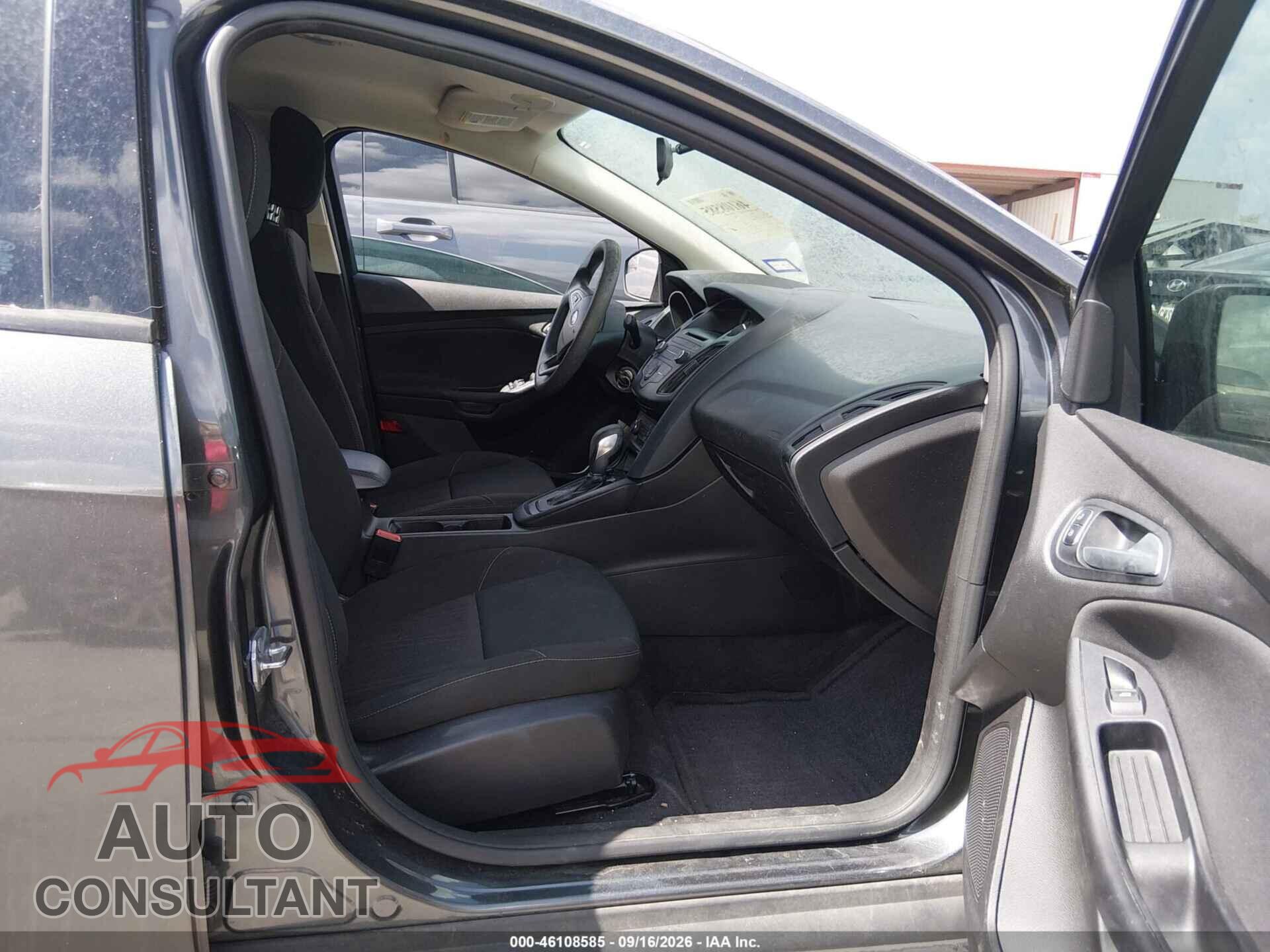FORD FOCUS 2017 - 1FADP3F21HL229794