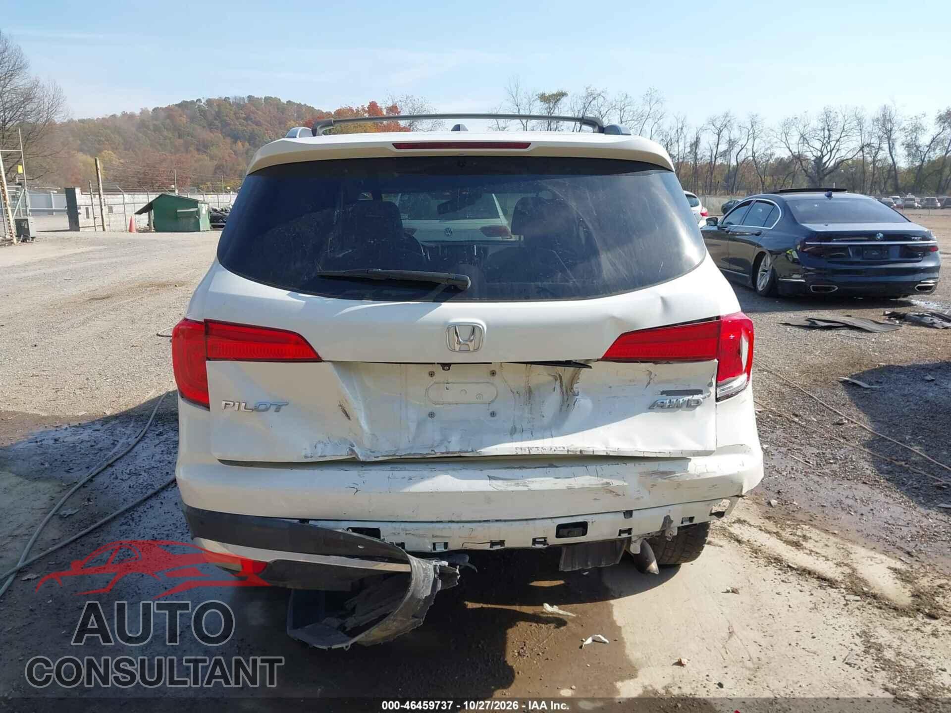 HONDA PILOT 2017 - 5FNYF6H94HB092038