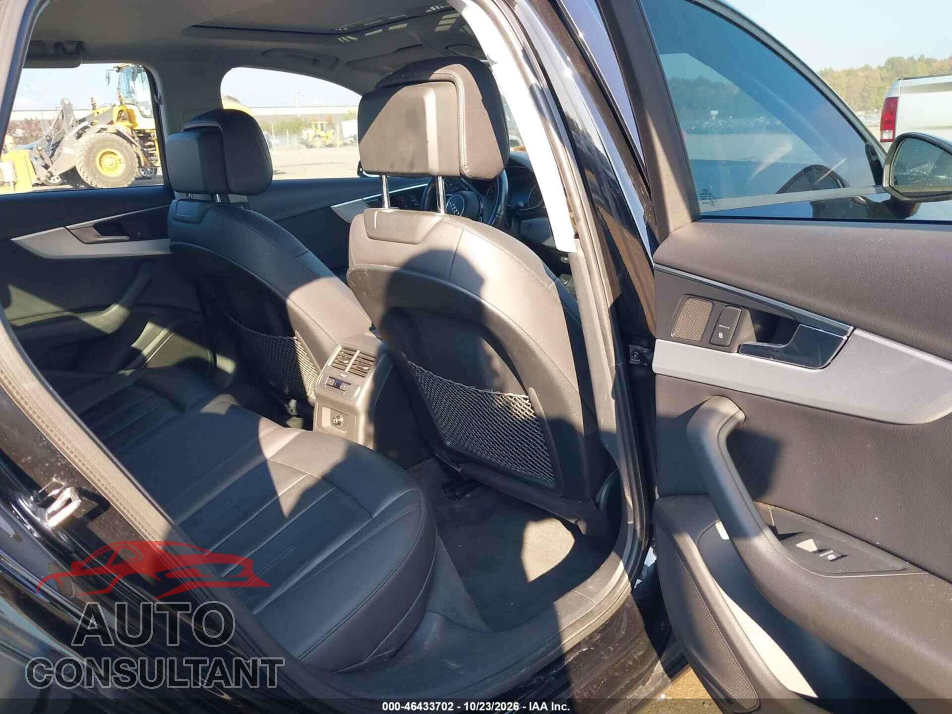 AUDI A4 2017 - WAUANAF49HN005733