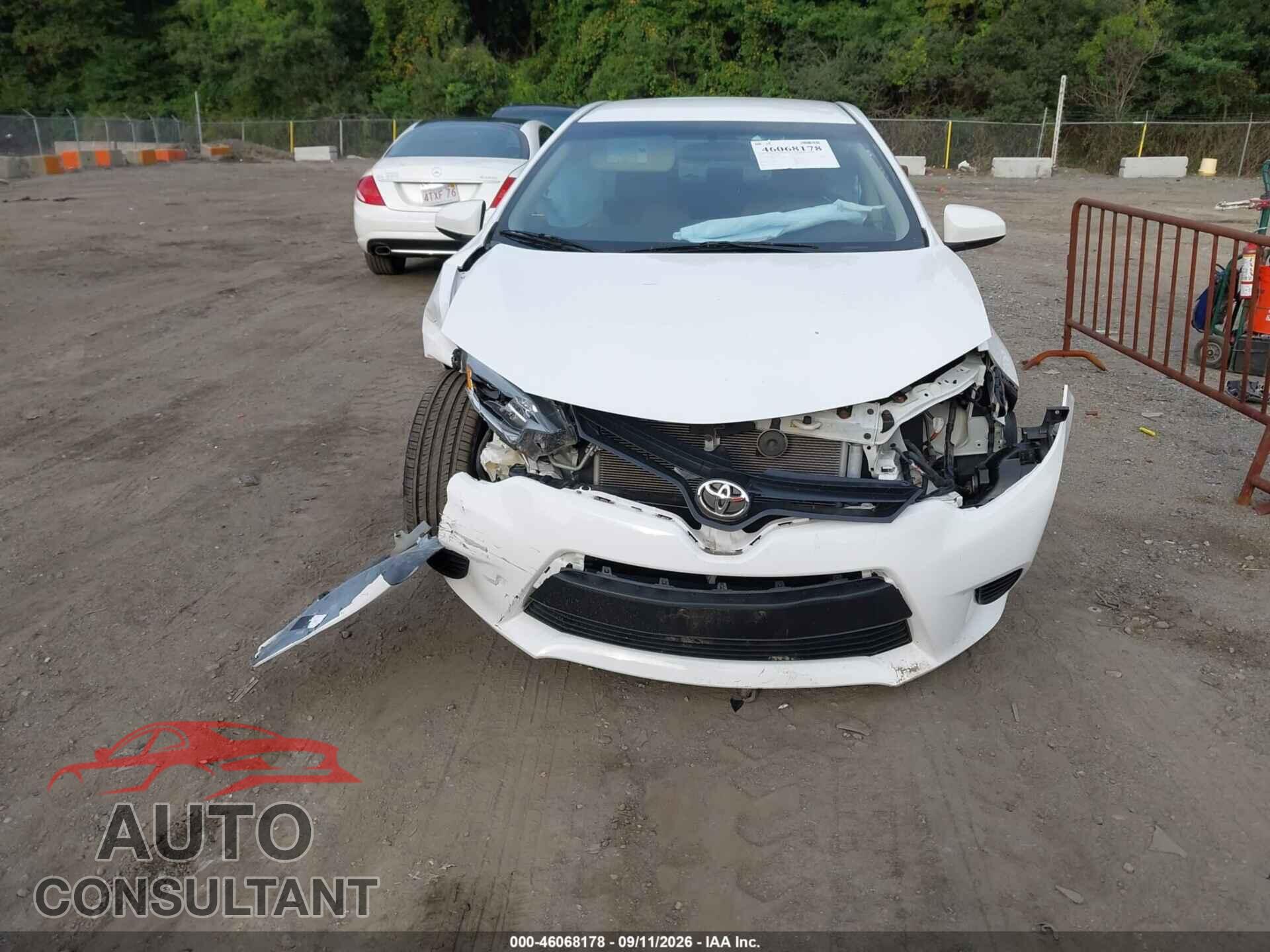 TOYOTA COROLLA 2014 - 2T1BURHE0EC001602