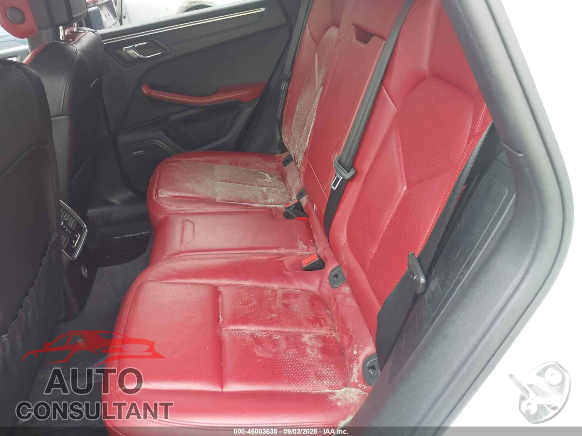 PORSCHE MACAN 2017 - WP1AG2A54HLB55987