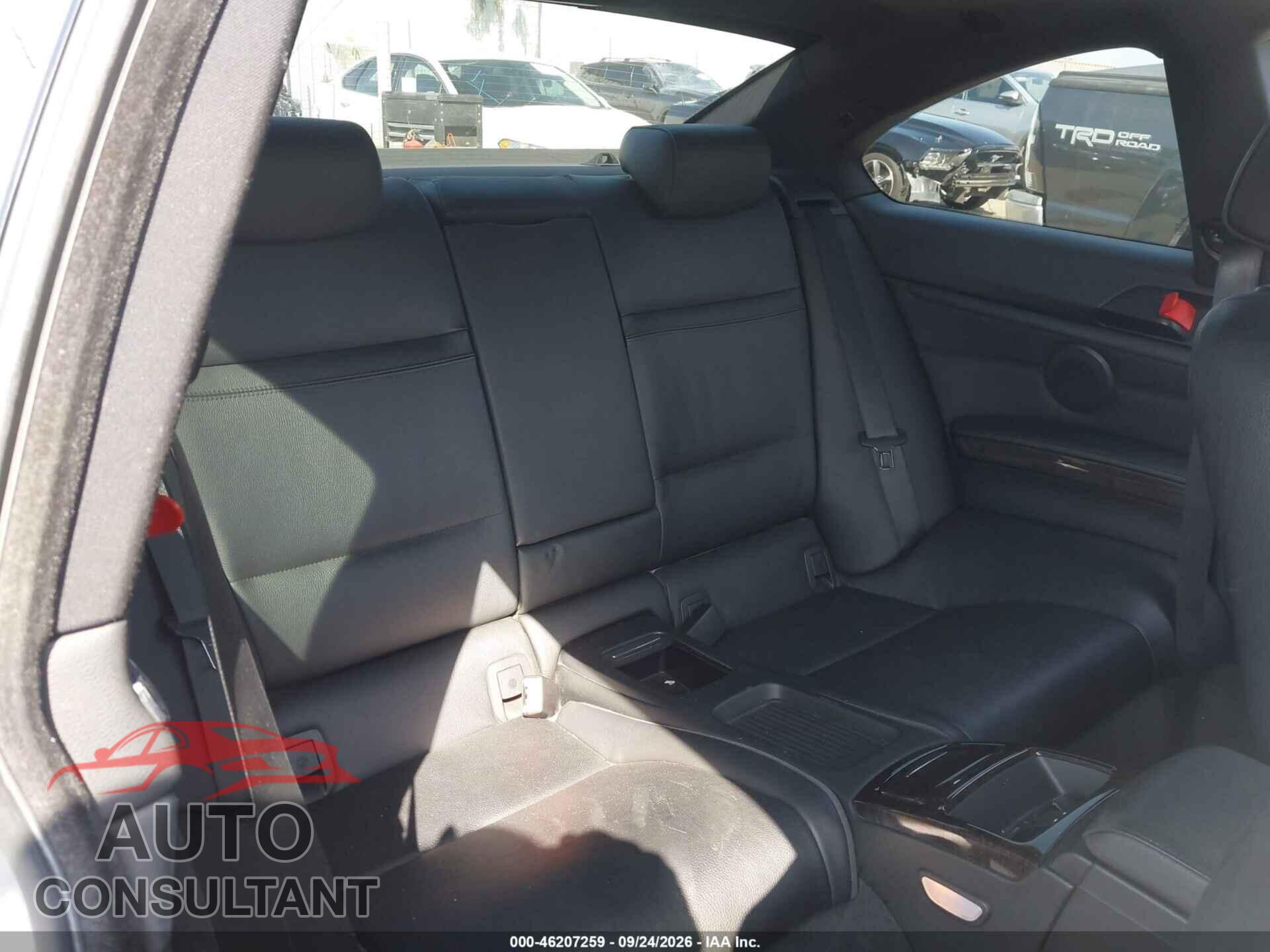 BMW 328I 2012 - WBAKE5C59CE756591