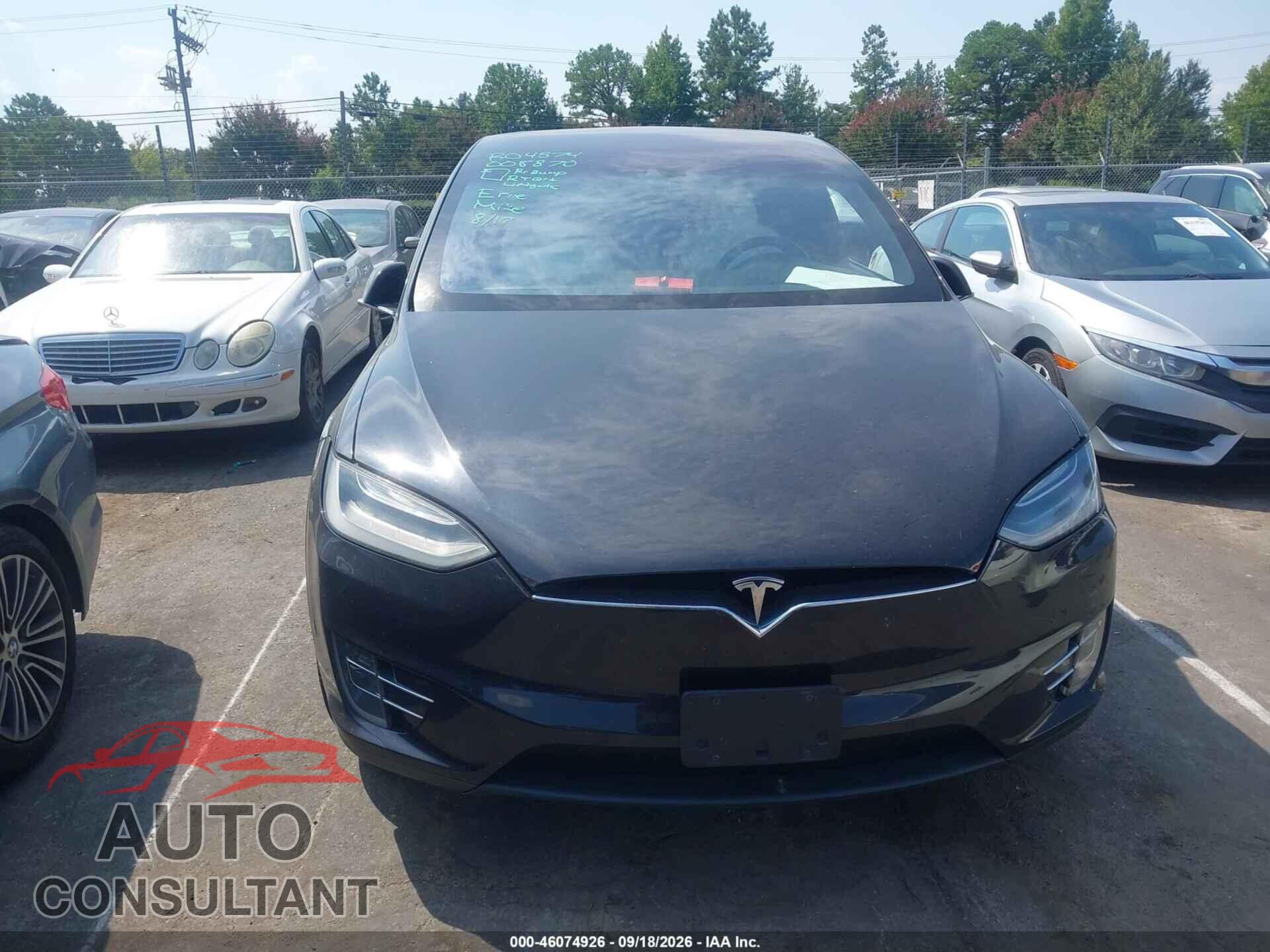 TESLA MODEL X 2016 - 5YJXCAE21GF008870