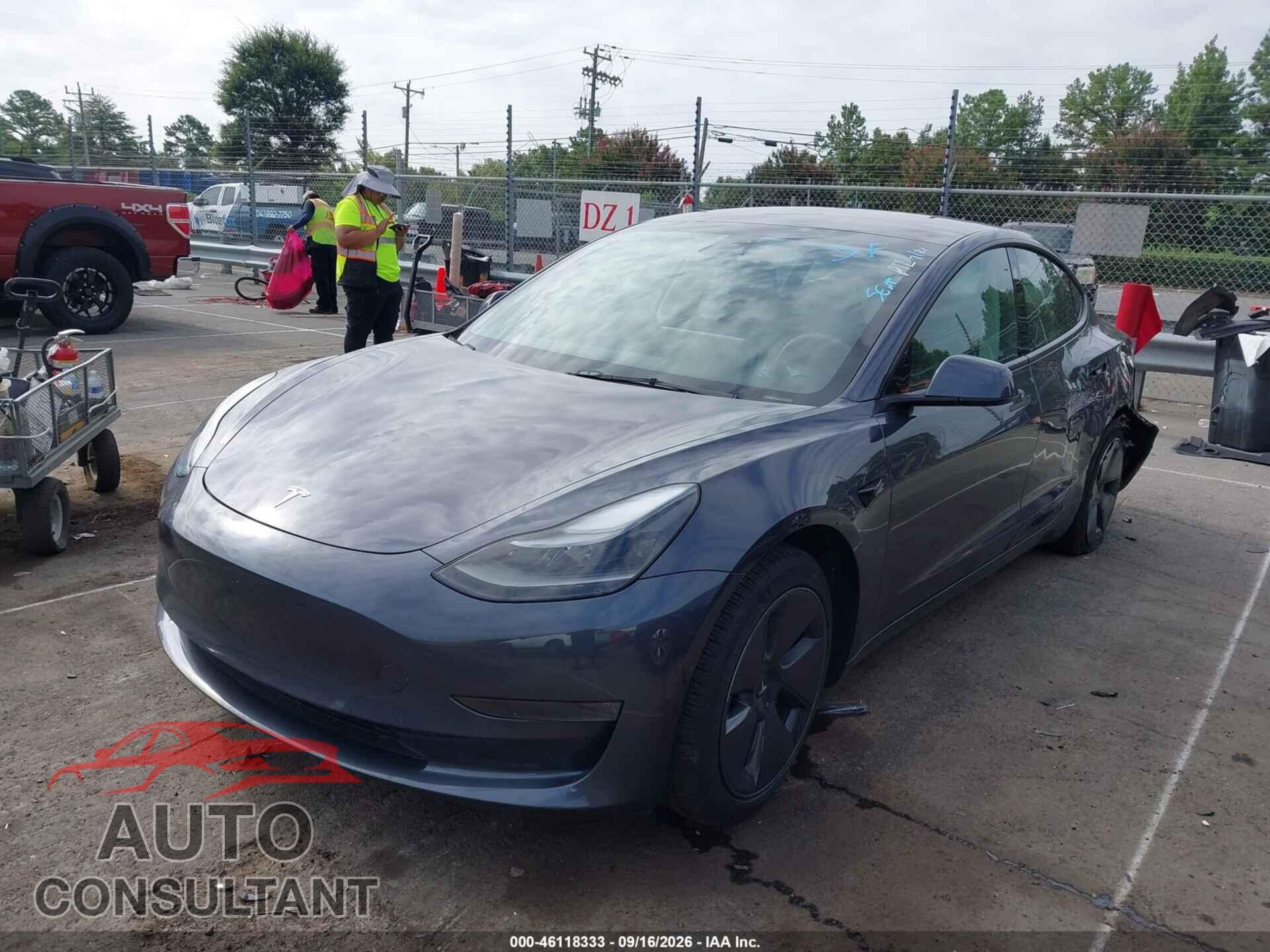 TESLA MODEL 3 2023 - 5YJ3E1EA1PF692237
