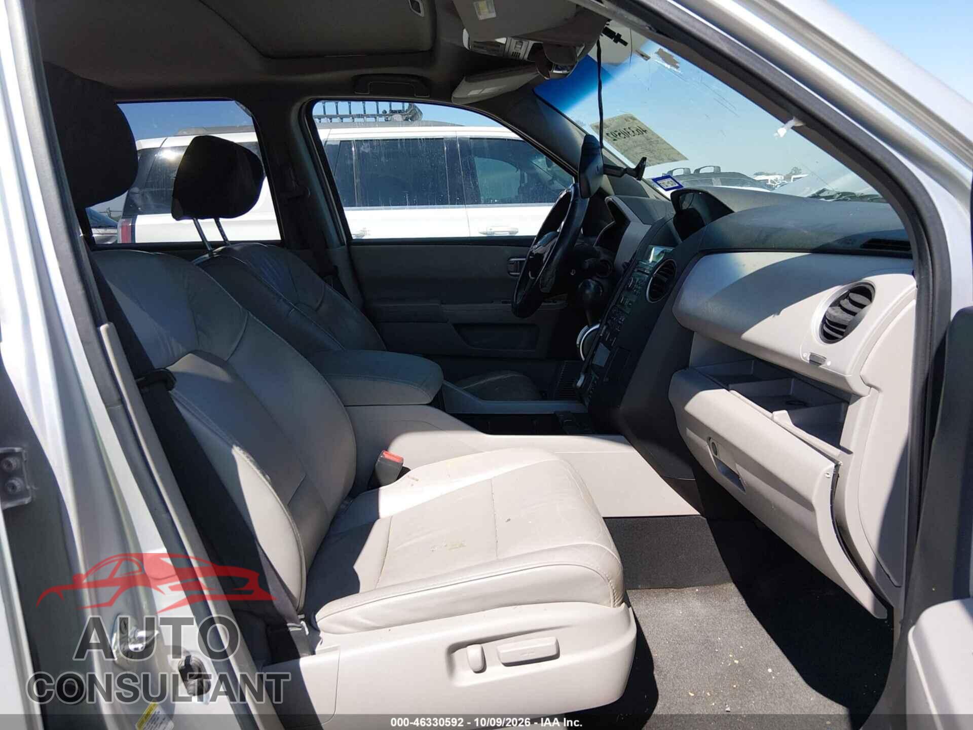 HONDA PILOT 2011 - 5FNYF3H75BB046688