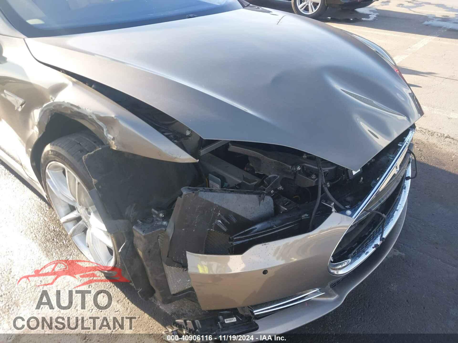 TESLA MODEL S 2015 - 5YJSA1E28FF119110