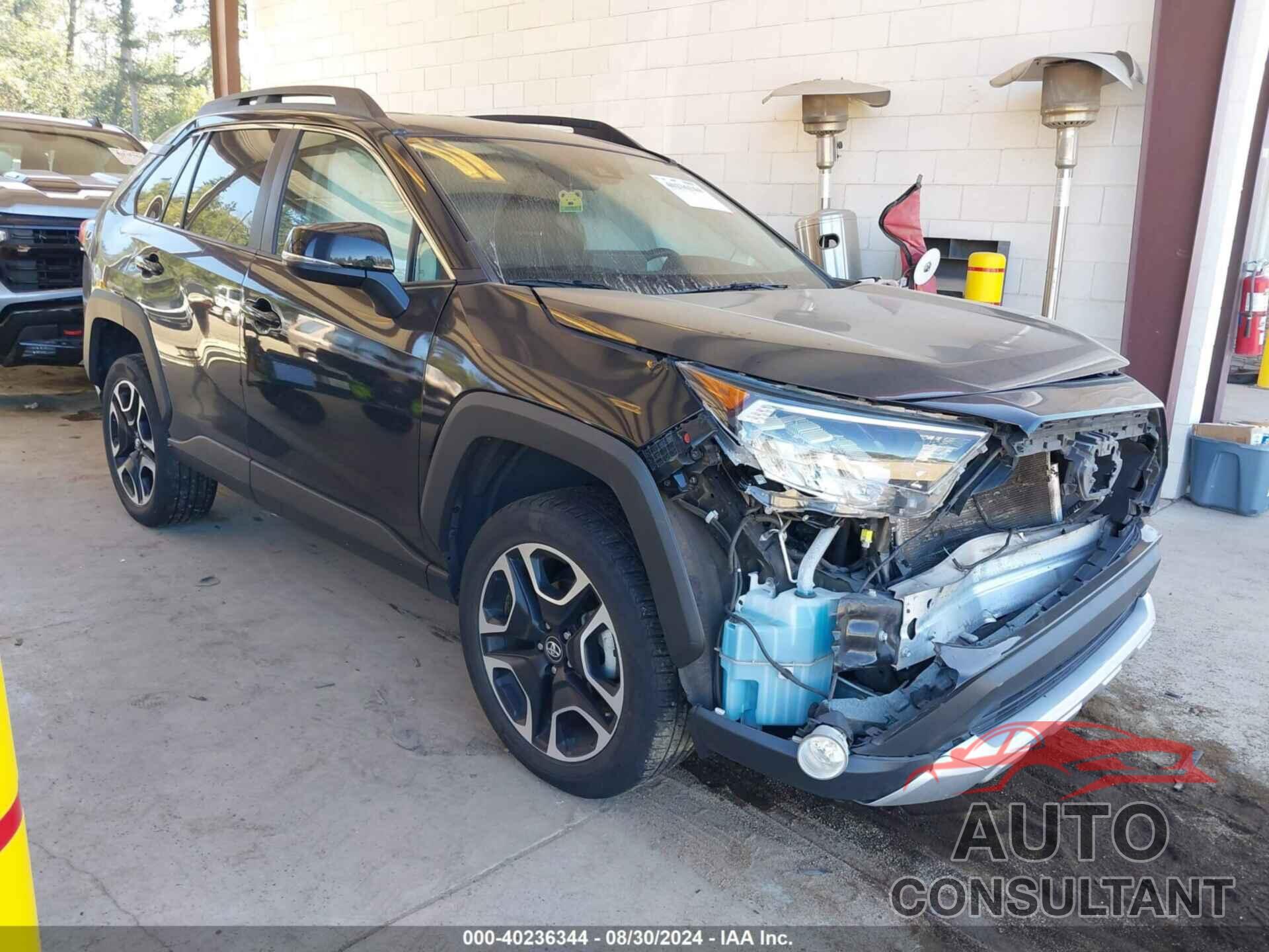 TOYOTA RAV4 2020 - 2T3J1RFV3LC095423