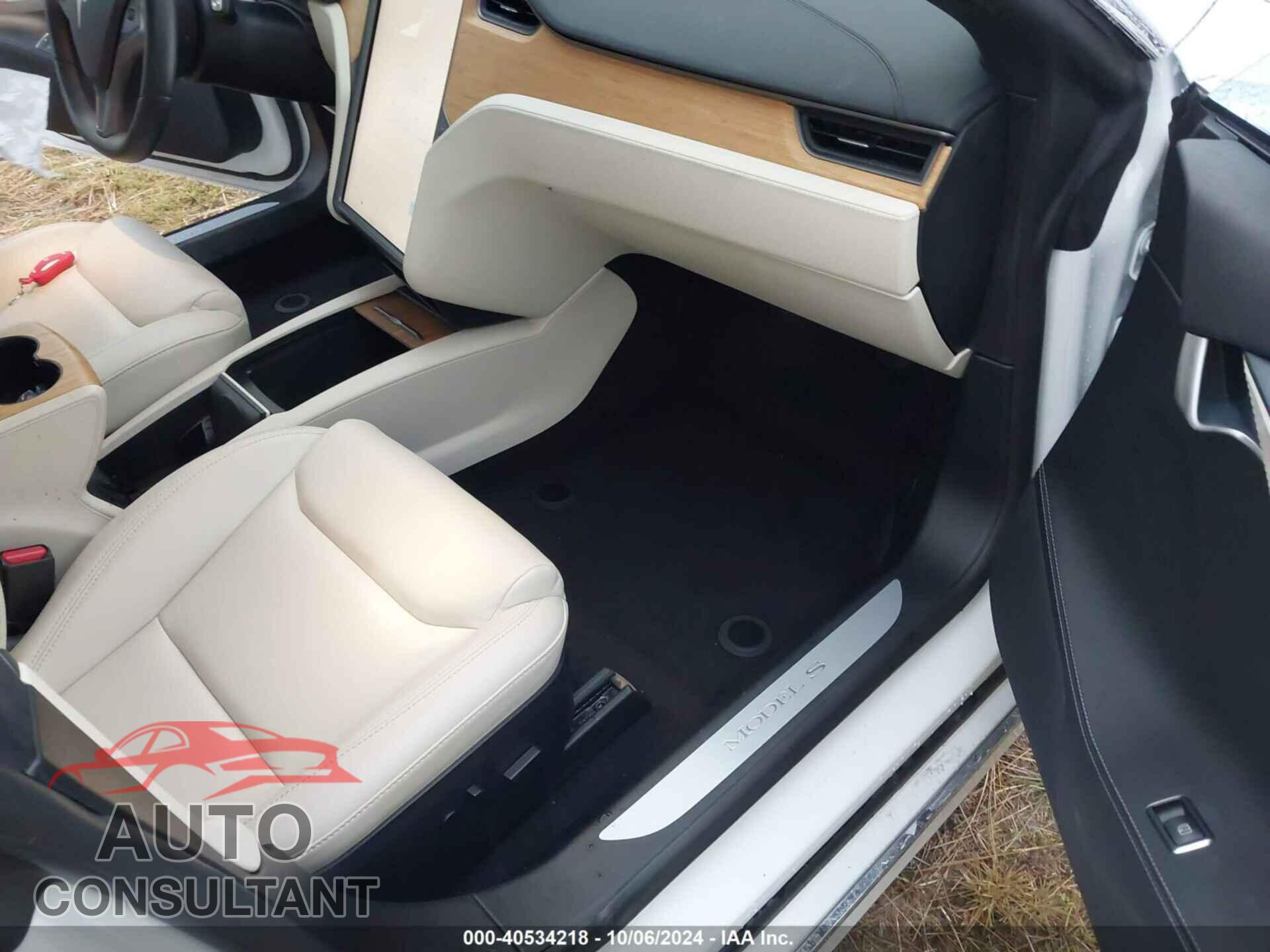 TESLA MODEL S 2021 - 5YJSA1E46MF425835