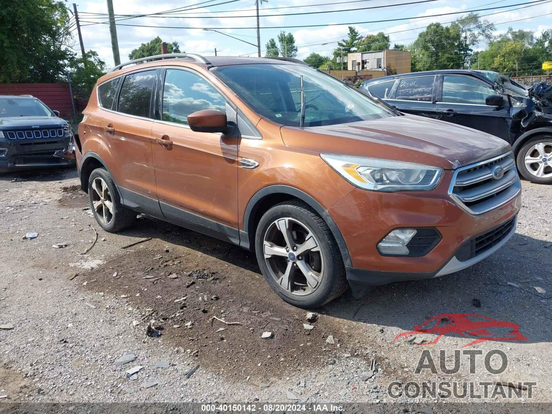 FORD ESCAPE 2017 - 1FMCU0GD3HUA59957