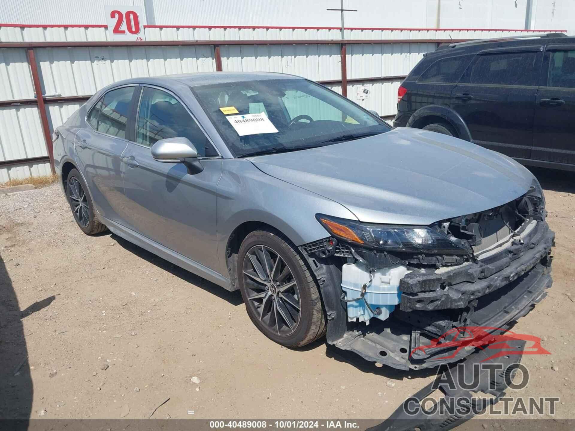 TOYOTA CAMRY 2022 - 4T1G11AK7NU709280