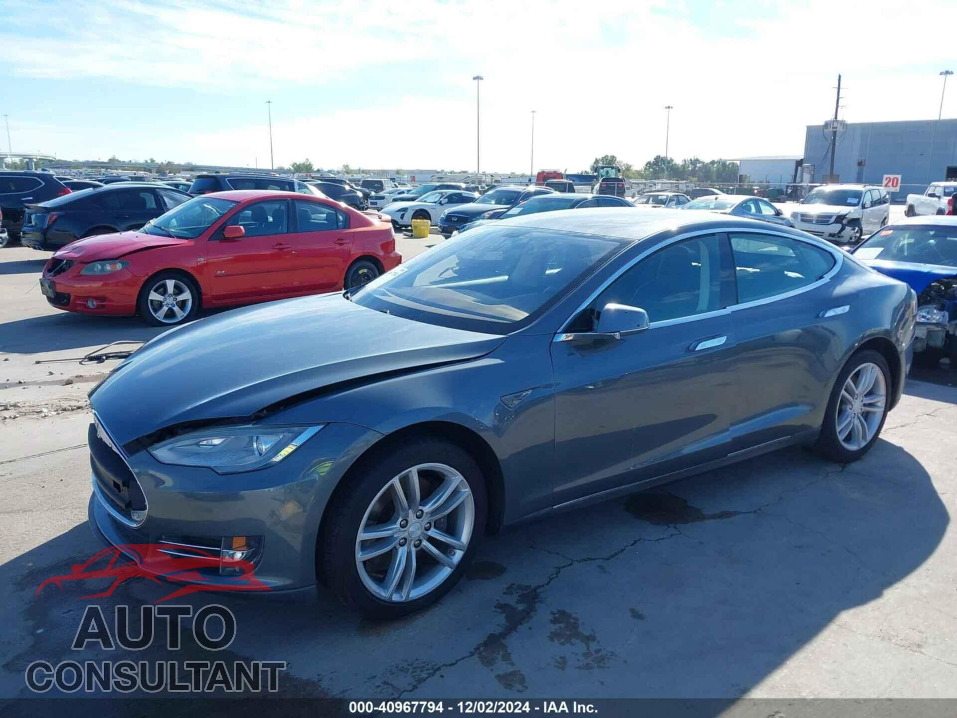 TESLA MODEL S 2013 - 5YJSA1CN4DFP06768