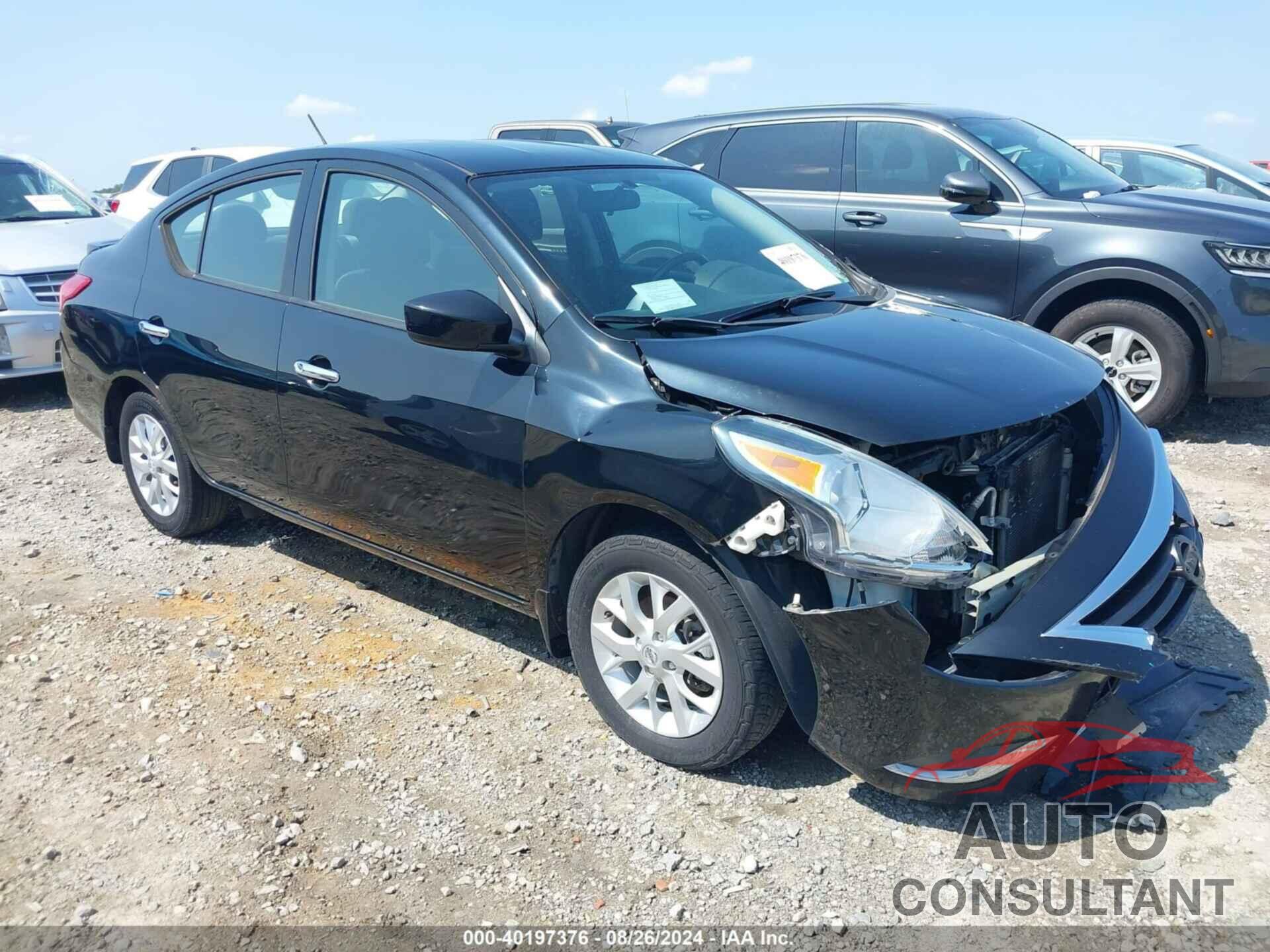 NISSAN VERSA 2017 - 3N1CN7AP1HL854452